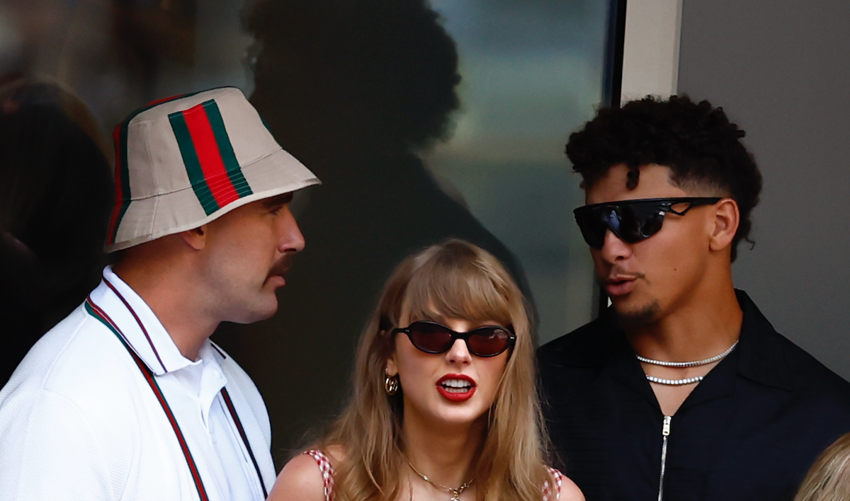 Sep 8, 2024; Flushing, NY, USA; Recording artist Taylor Swift and Kansas City Chiefs tight end Travis Kelce and Kansas City Chiefs quarterback Patrick Mahomes and Brittany Mahomes look on in the men’s singles final of the 2024 U.S. Open tennis tournament at USTA Billie Jean King National Tennis Center at Louis Armstrong Stadium.