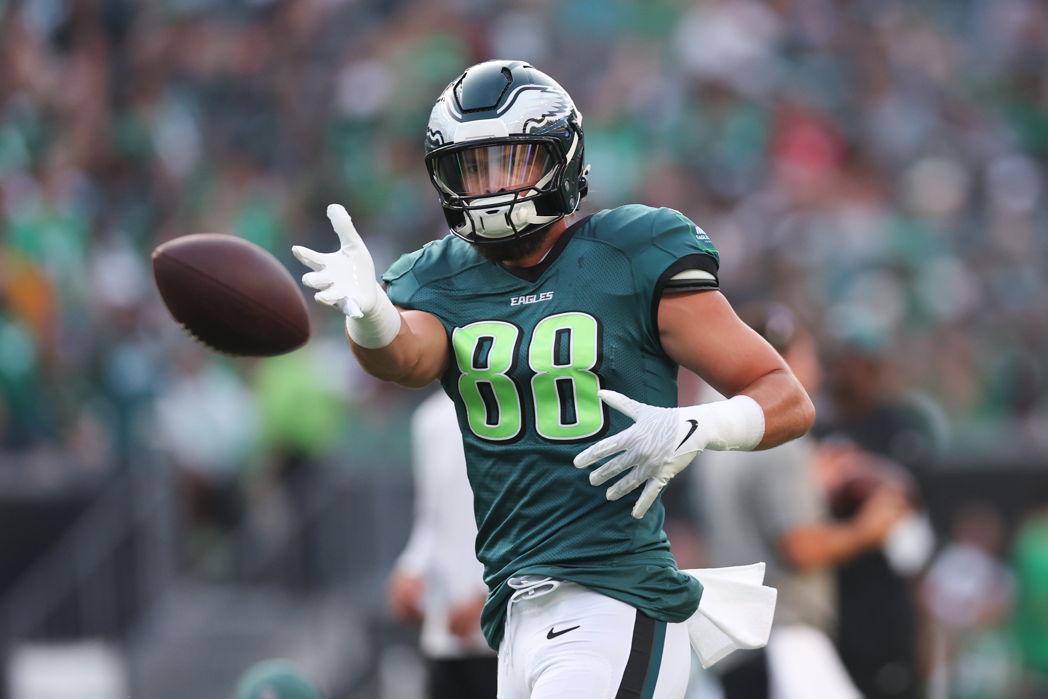 Philadelphia Eagles tight end Dallas Goedert (88) catches the ball during a training camp practice at Lincoln Financial Field.