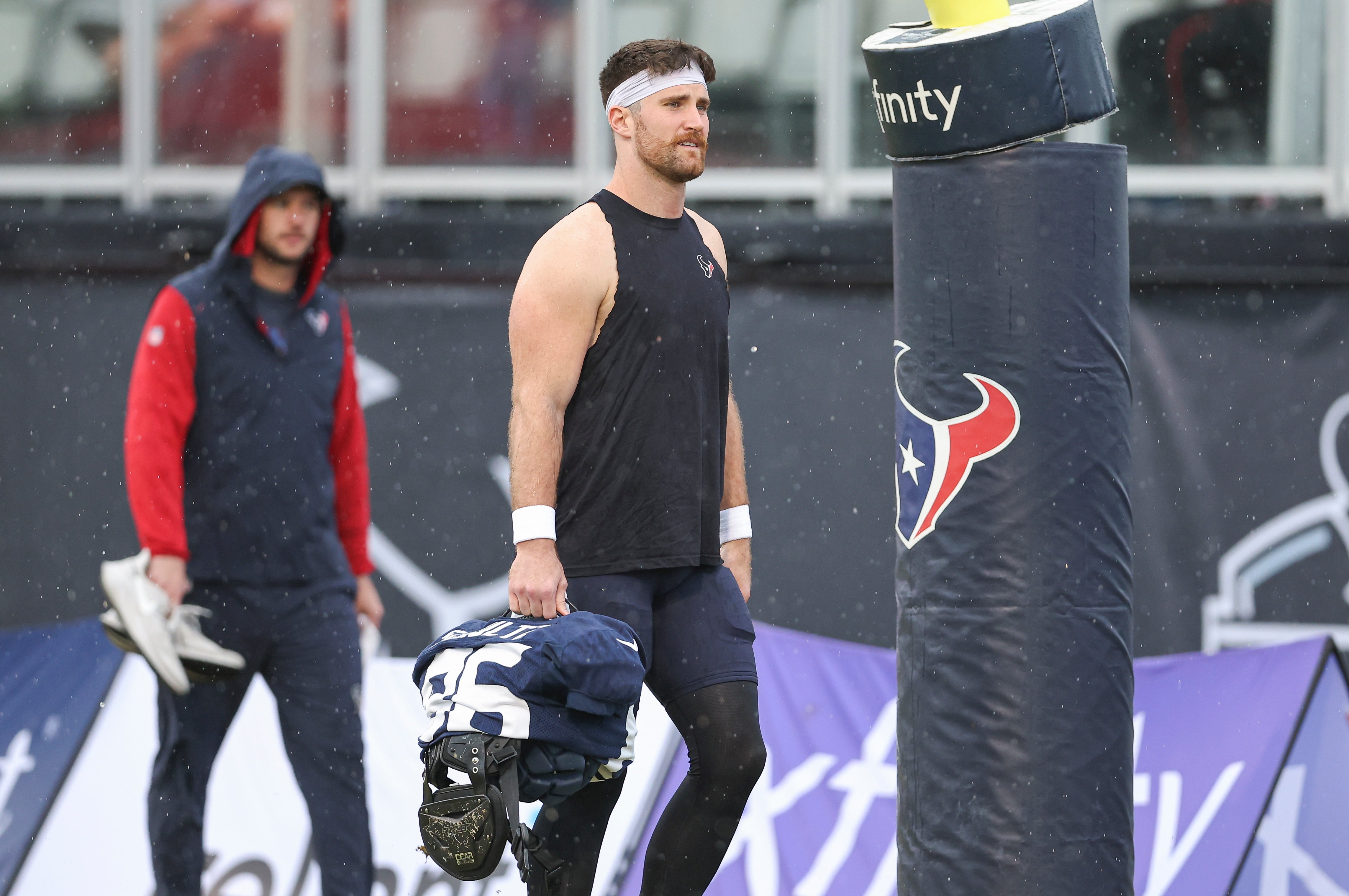 Jul 27, 2024; Houston, TX, USA; Houston Texans tight end Dalton Schultz (86) during training camp at Houston Methodist Training Center.