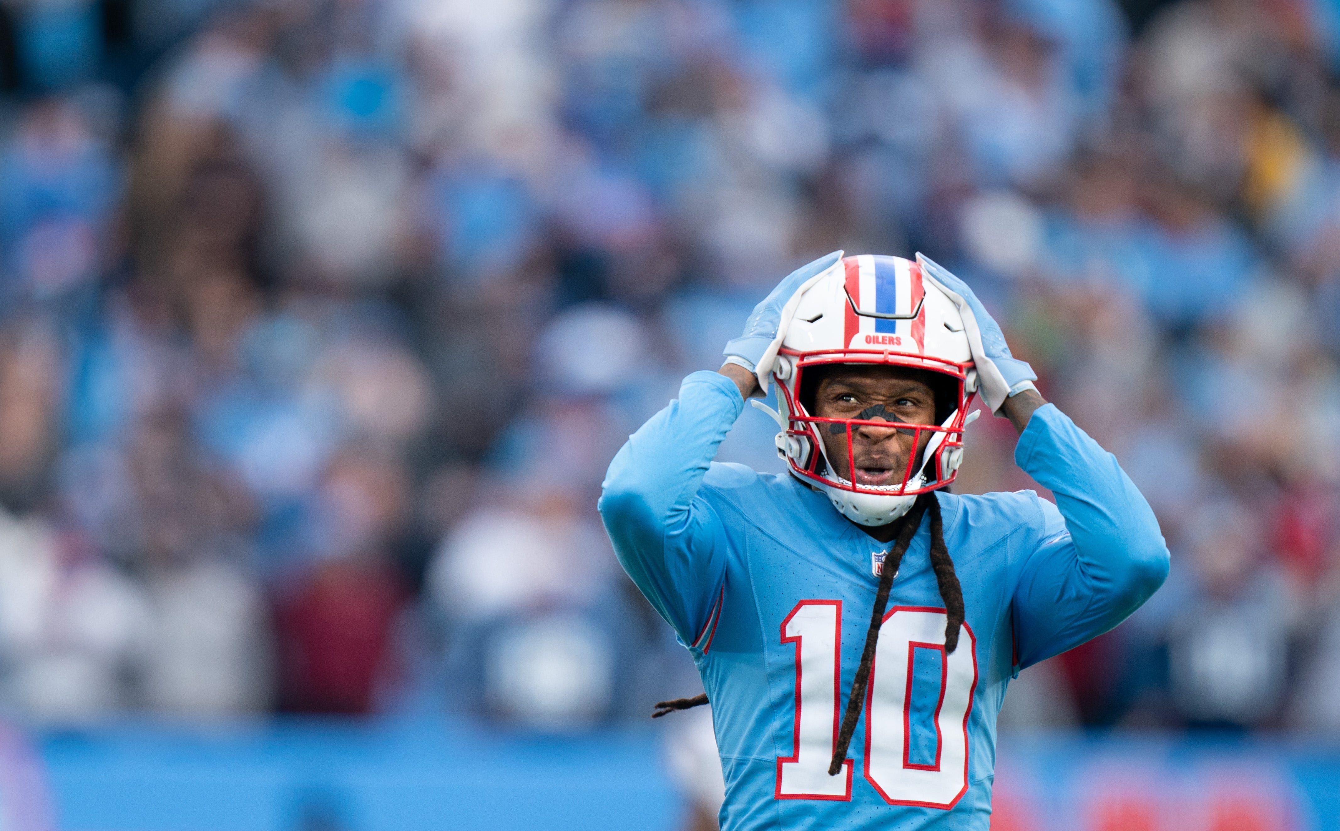 Tennessee Titans wide receiver DeAndre Hopkins (10) reacts to a missed catch late in the fourth quarter against the Houston Texans during their game at Nissan Stadium in Nashville, Tenn., Sunday, Dec. 17, 2023.