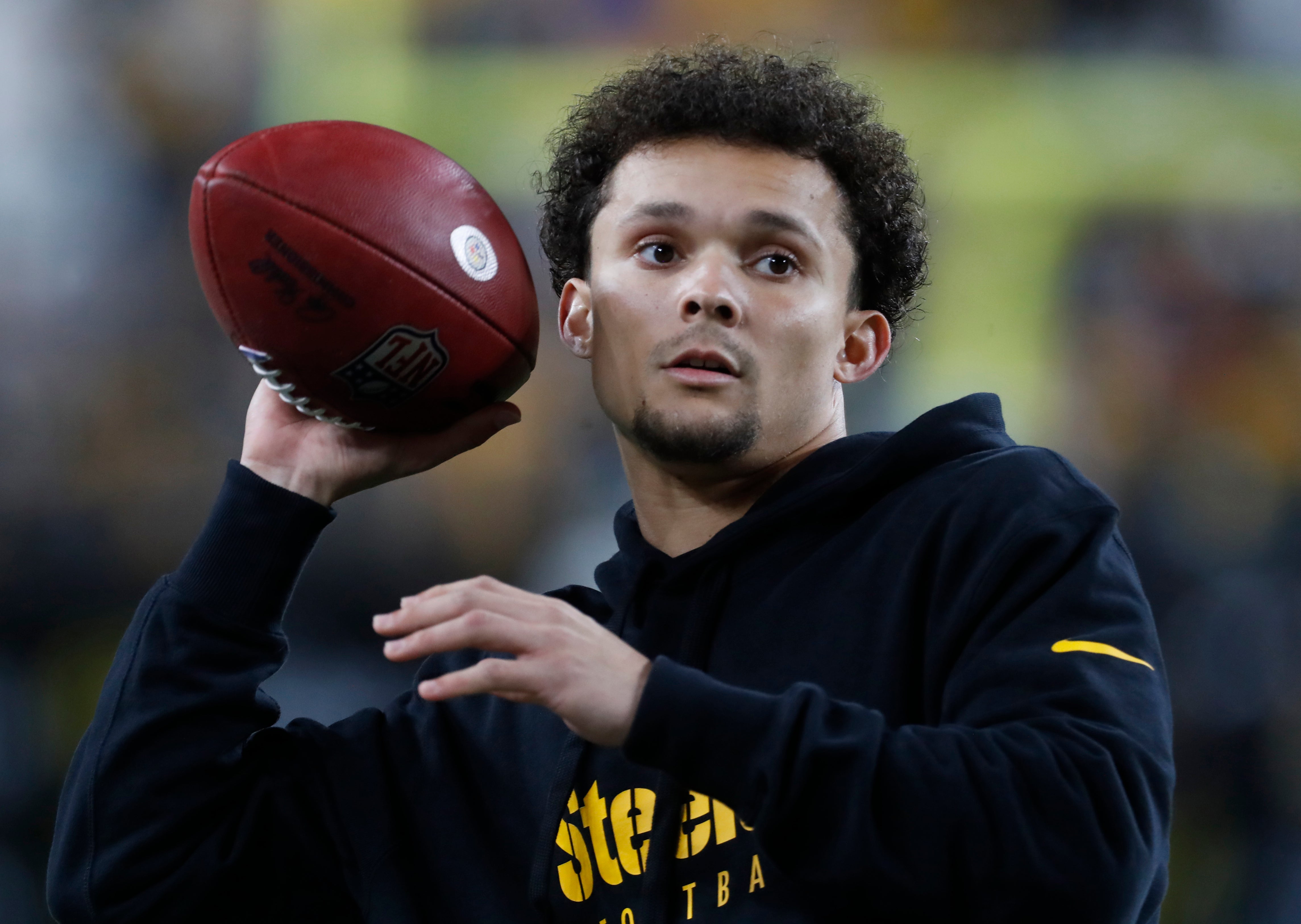 Oct 20, 2024; Pittsburgh, Pennsylvania, USA; Pittsburgh Steelers wide receiver Roman Wilson (10) warms up before a game against the New York Jets at Acrisure Stadium. Mandatory Credit: Charles LeClaire-Imagn Images