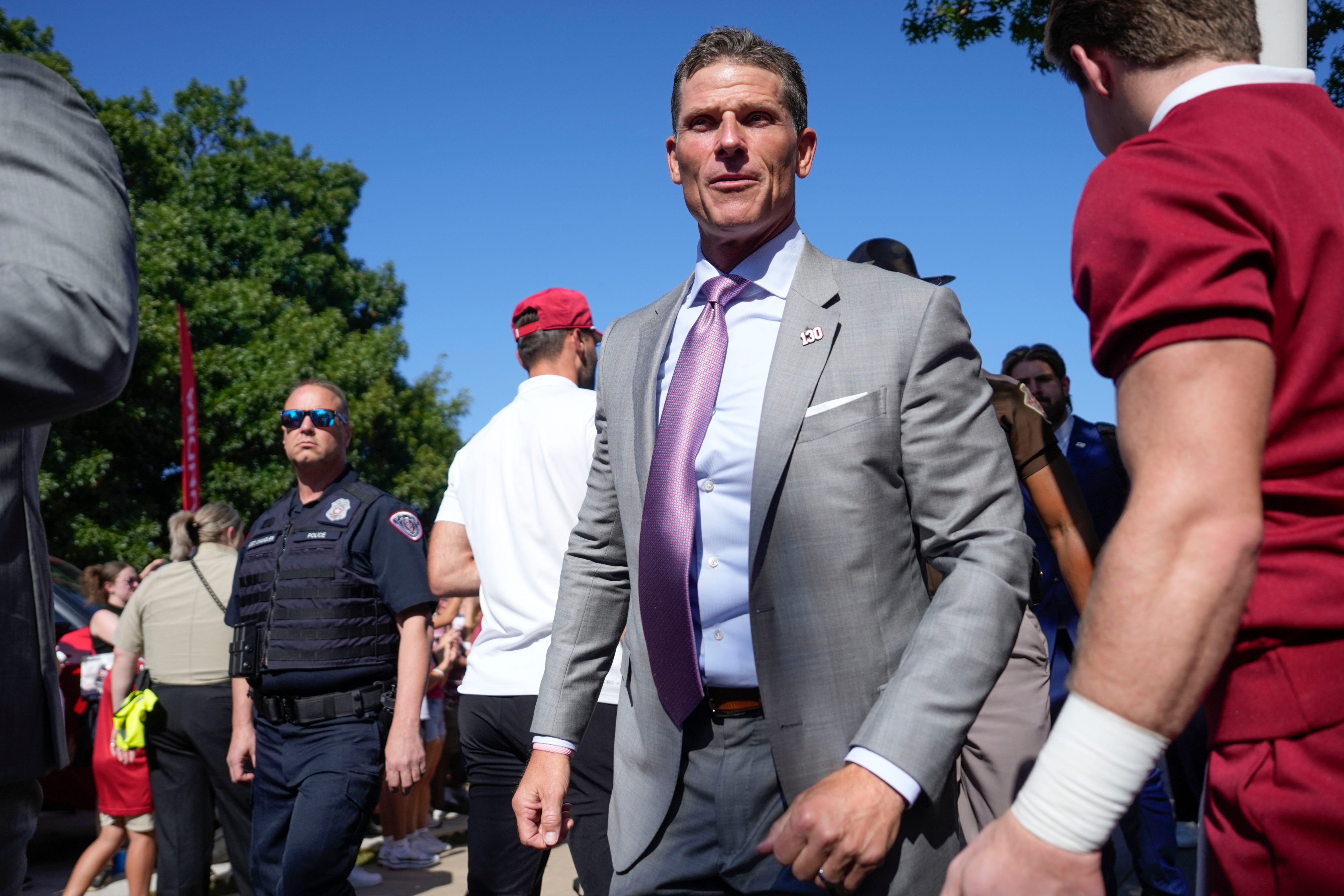 Oklahoma Sooners head coach Brent Venables