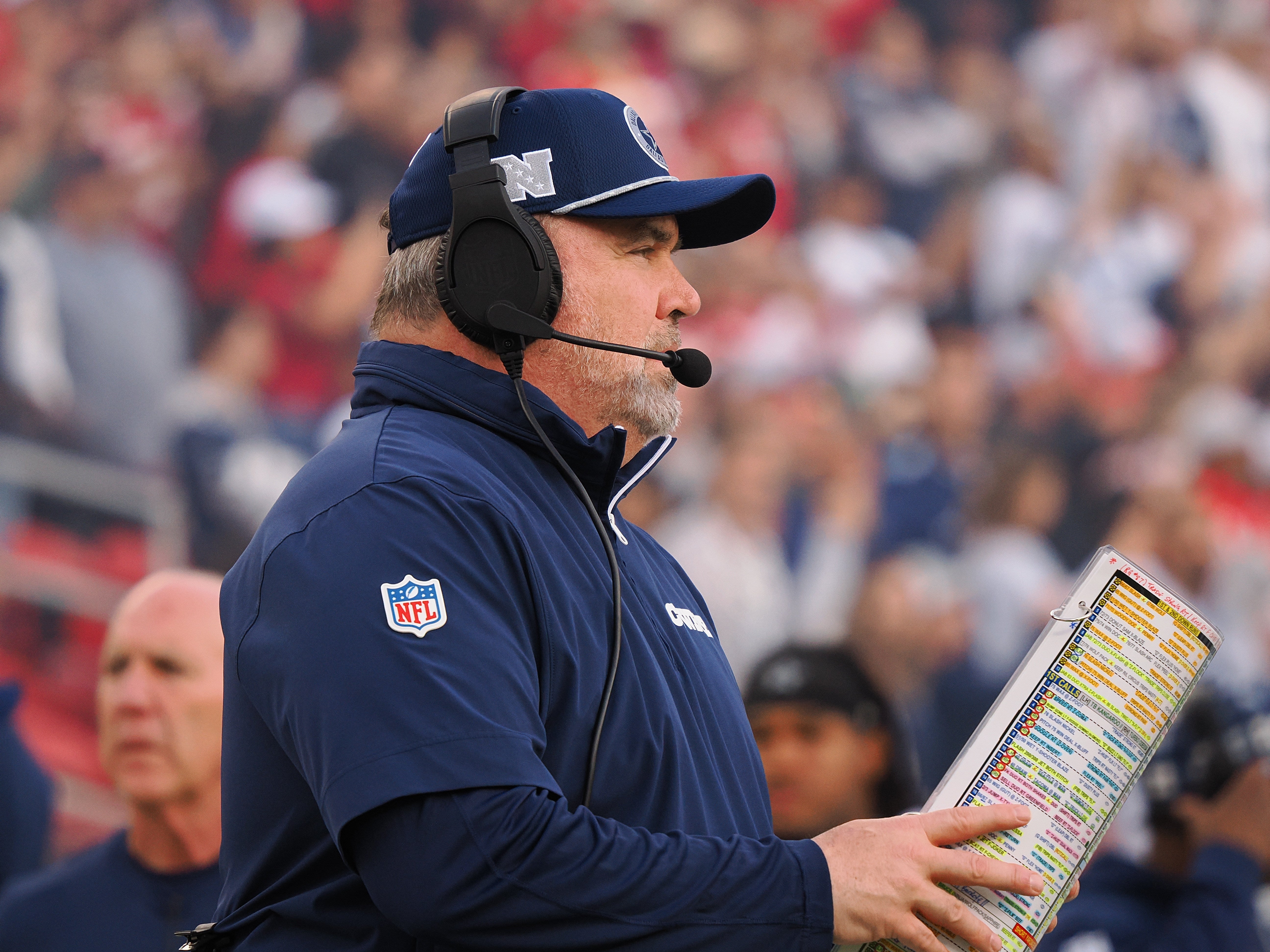 Dallas Cowboys head coach Mike McCarthy on the sideline before the game against the San Francisco 49ers at Levi's Stadium.