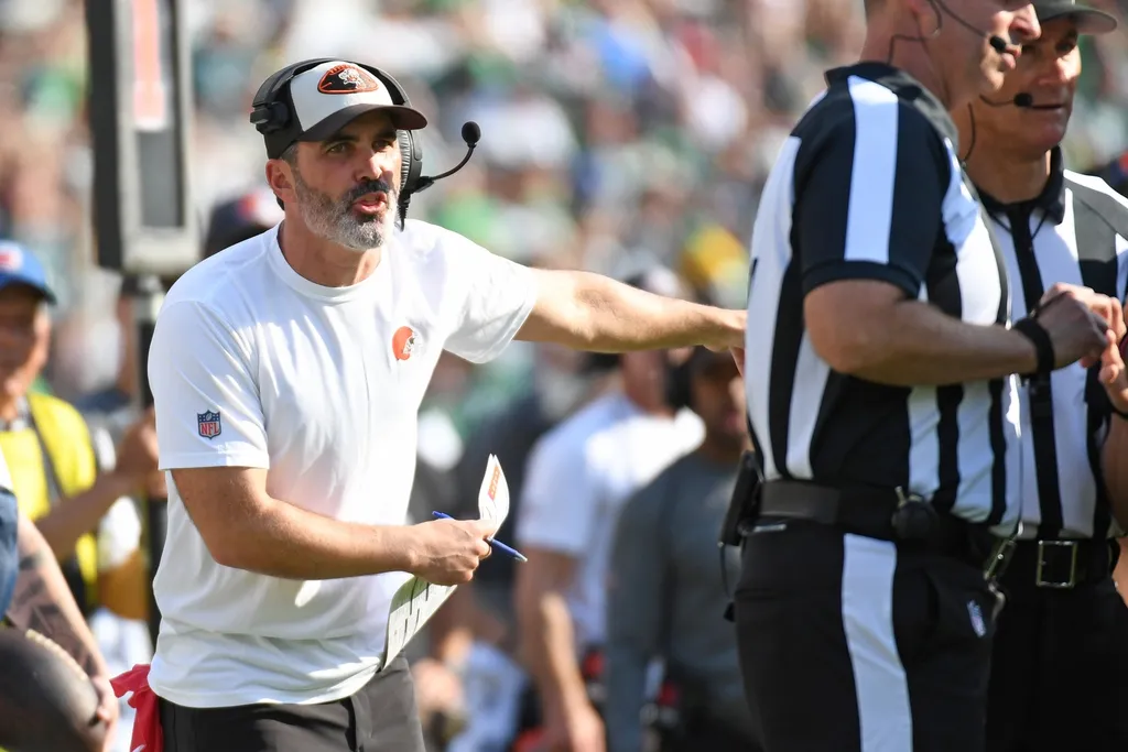 Cleveland Browns head coach Kevin Stefanski yells to the referees against the Philadelphia Eagles during the fourth quarter at Lincoln Financial Field.