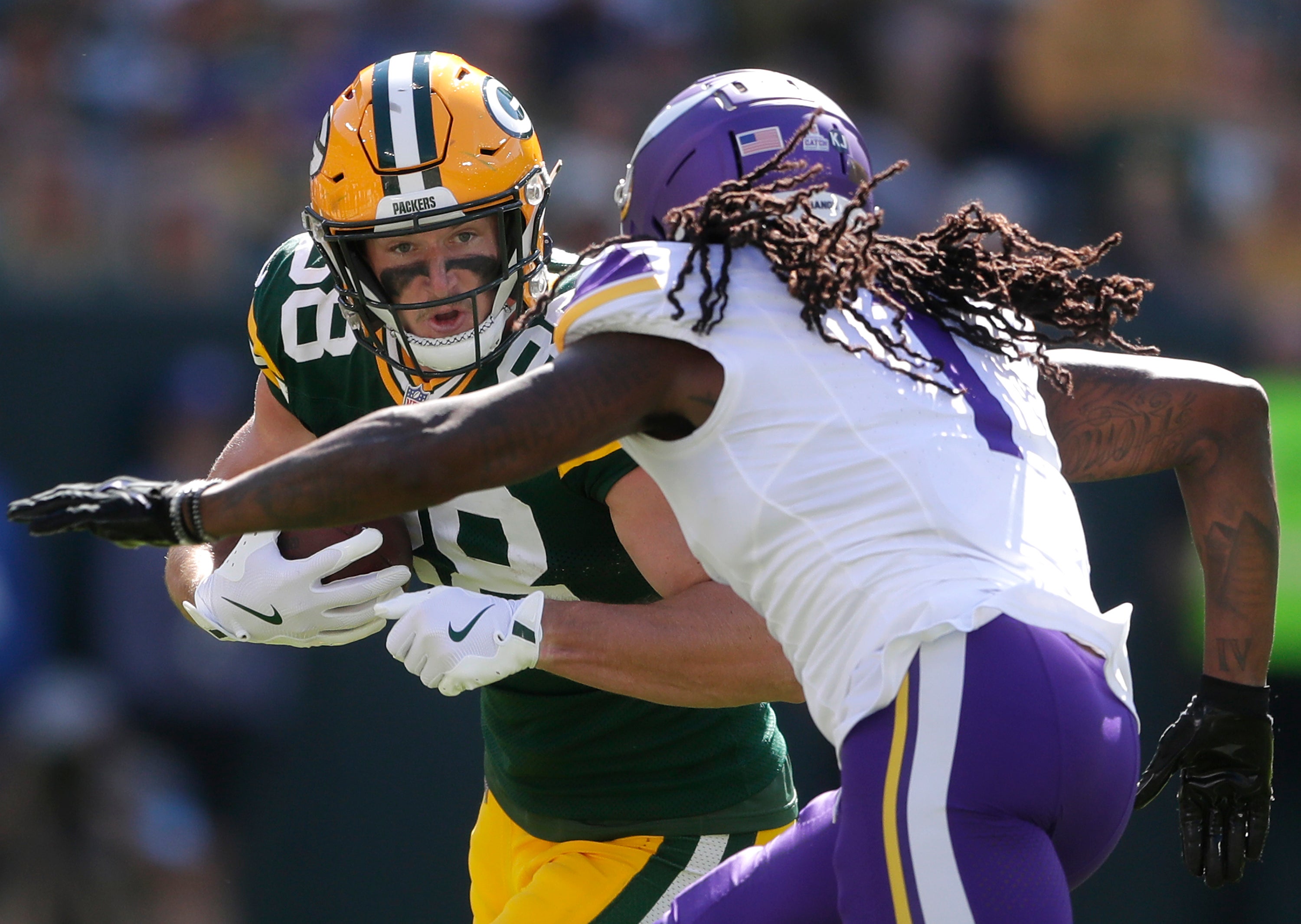 Green Bay Packers tight end Luke Musgrave (88) against Minnesota Vikings cornerback Shaquill Griffin (1)during their football game on Sunday, September 29, 2024 at Lambeau Field in Green Bay, Wis.
