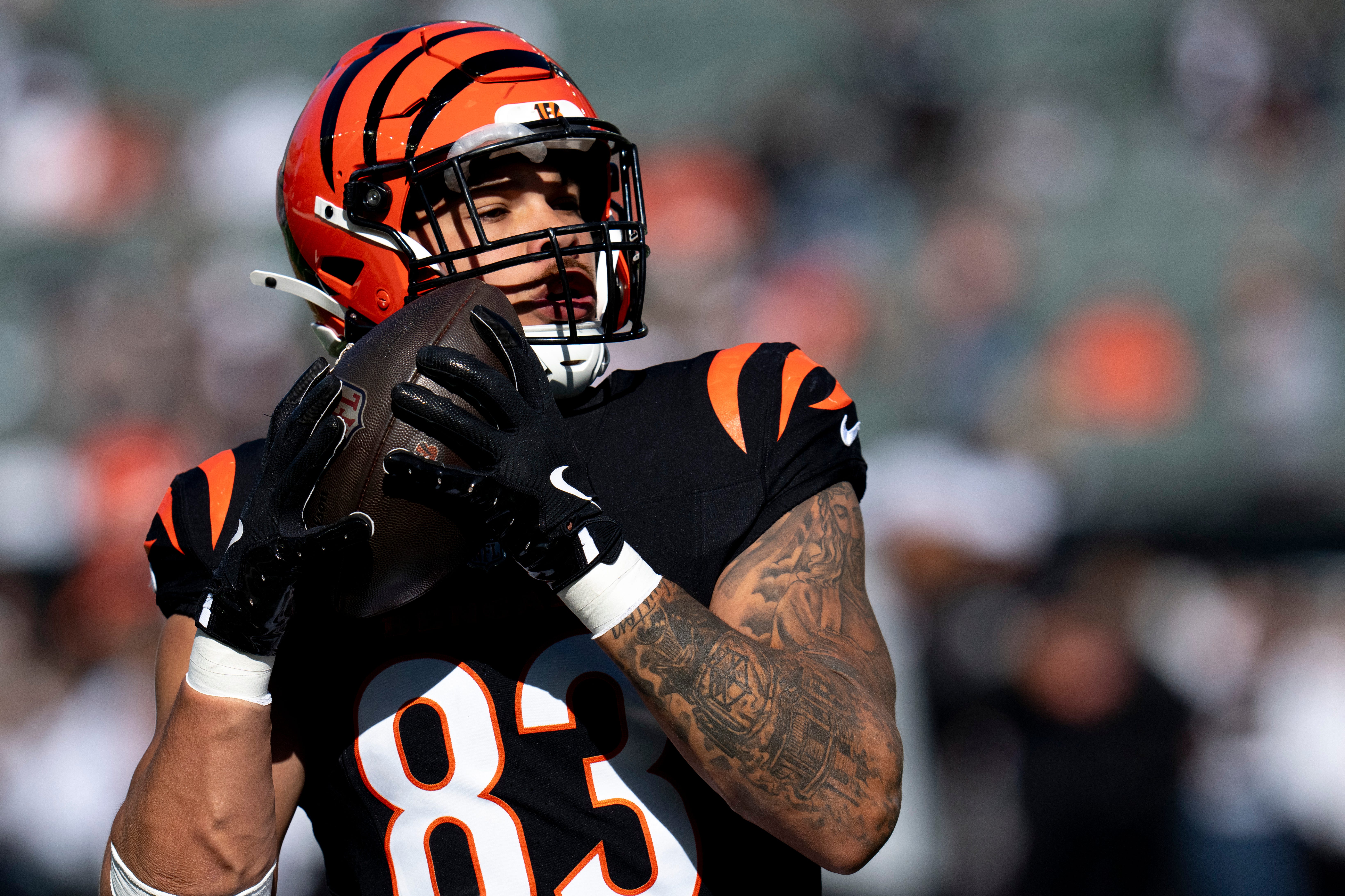 Cincinnati Bengals tight end Erick All Jr. (83) catches a pass before the NFL game between the Cincinnati Bengals and the Las Vegas Raiders at Paycor Stadium in Cincinnati on Sunday, Nov. 3, 2024.  