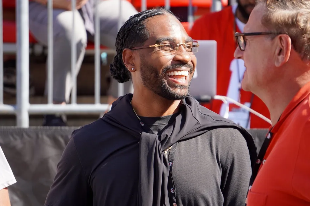 Former Ohio State Buckeyes quarterback and wide receiver Braxton Miller arrives before OSU's game against the Iowa Hawkeyes at Ohio Stadium. 