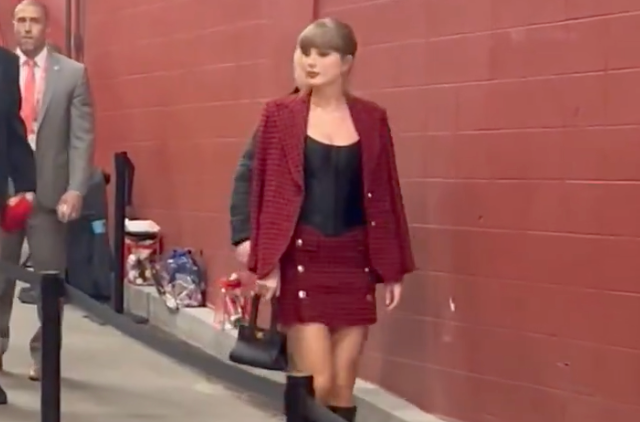 Taylor Swift arrives at Arrowhead Stadium for the Kansas City Chiefs' Week 10 matchup against the Denver Broncos
