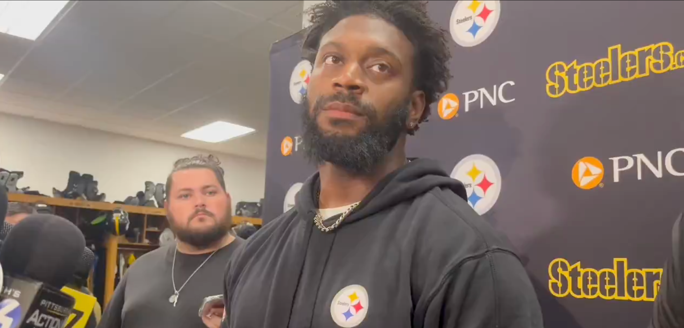 Pittsburgh Steelers LB Patrick Queen addresses the media ahead of Week 11 of 2024 season game vs. Baltimore Ravens