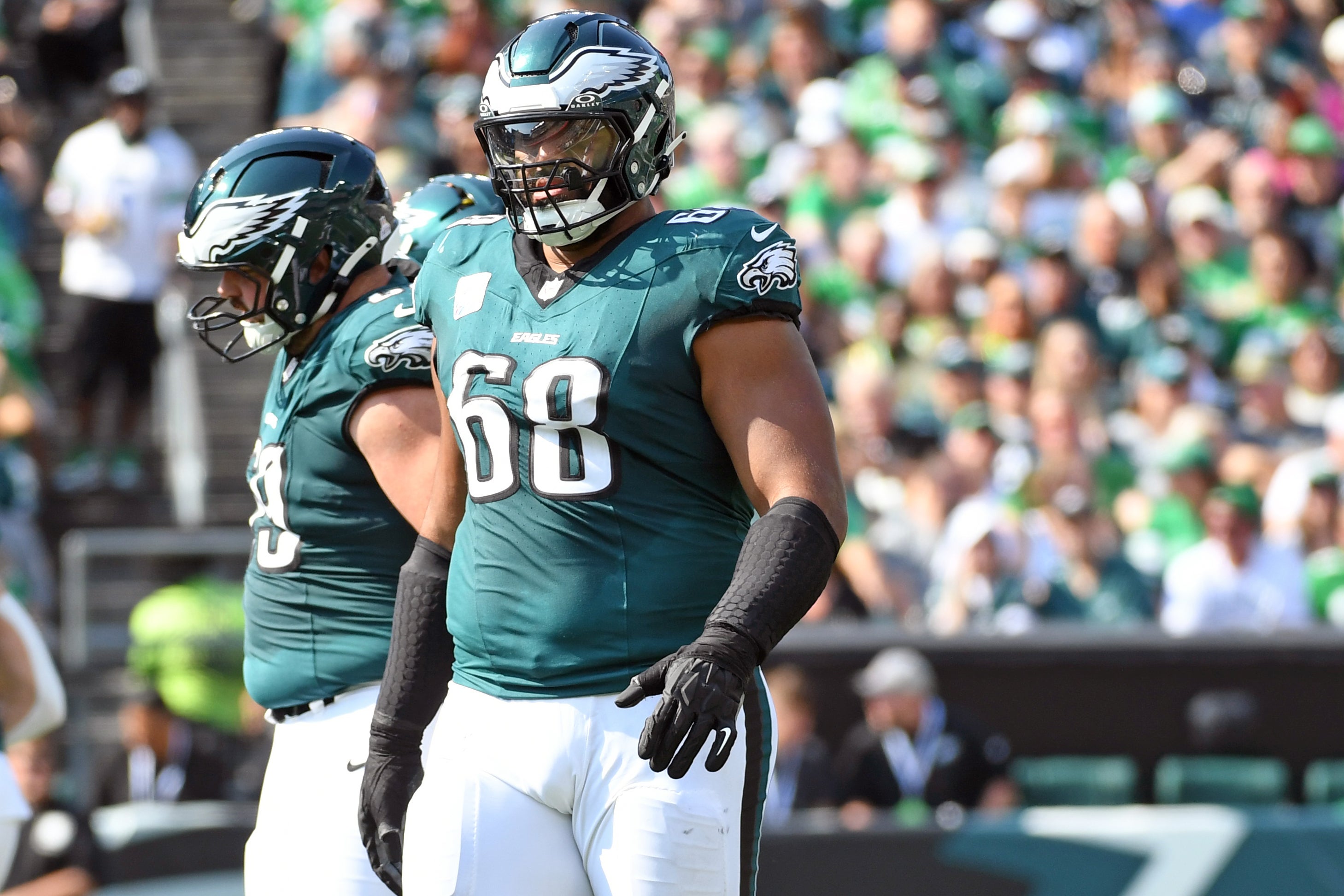 Philadelphia Eagles offensive tackle Jordan Mailata (68) against the Cleveland Browns at Lincoln Financial Field.