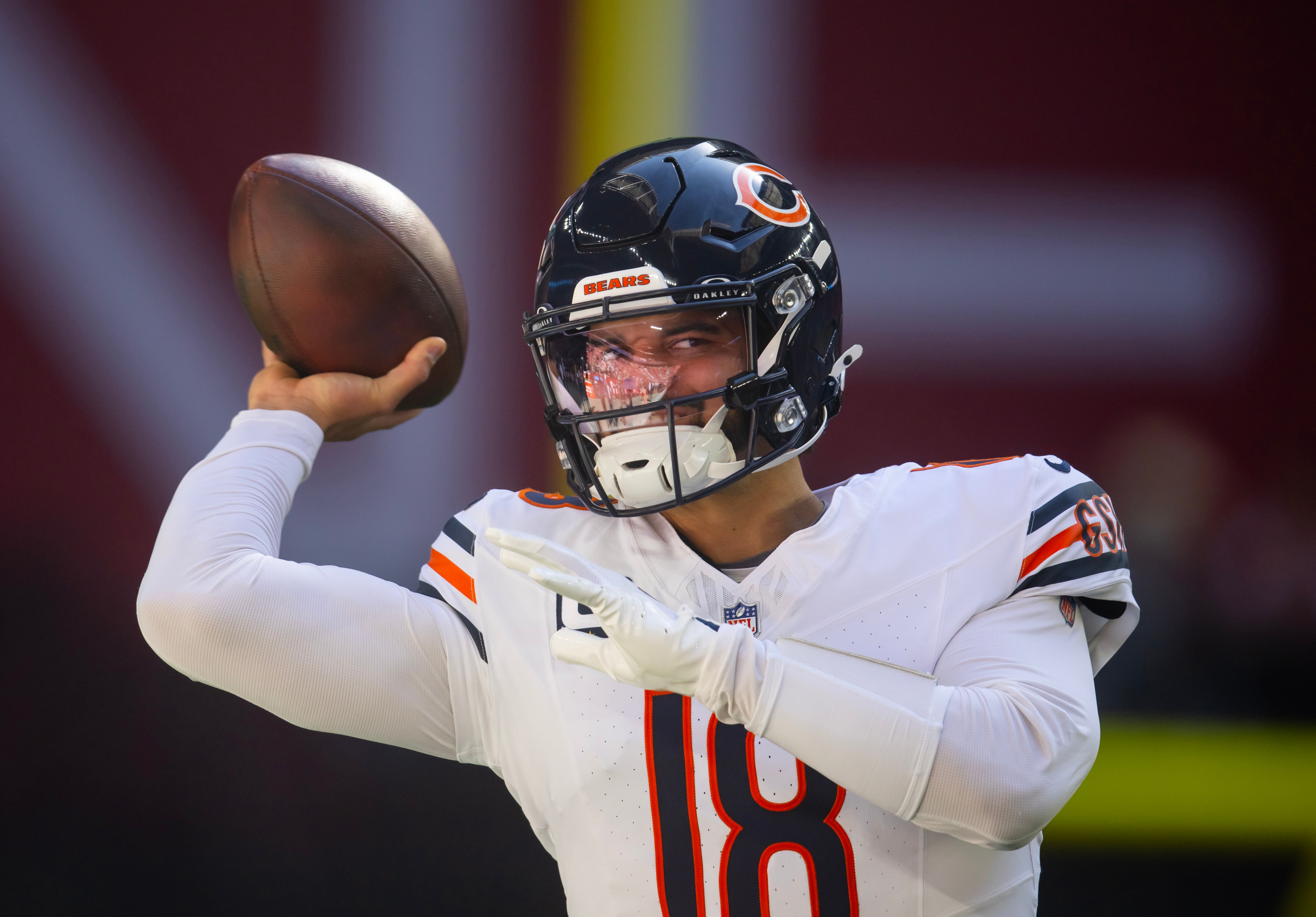 Nov 3, 2024; Glendale, Arizona, USA; Chicago Bears quarterback Caleb Williams (18) against the Arizona Cardinals at State Farm Stadium.