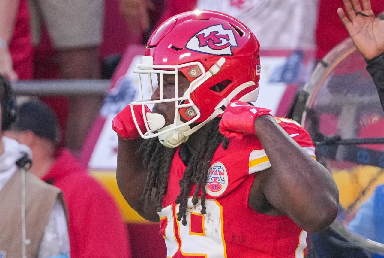 Nov 10, 2024; Kansas City, Missouri, USA; Kansas City Chiefs running back Kareem Hunt (29) celebrates after a run against the Denver Broncos during the first half at GEHA Field at Arrowhead Stadium.