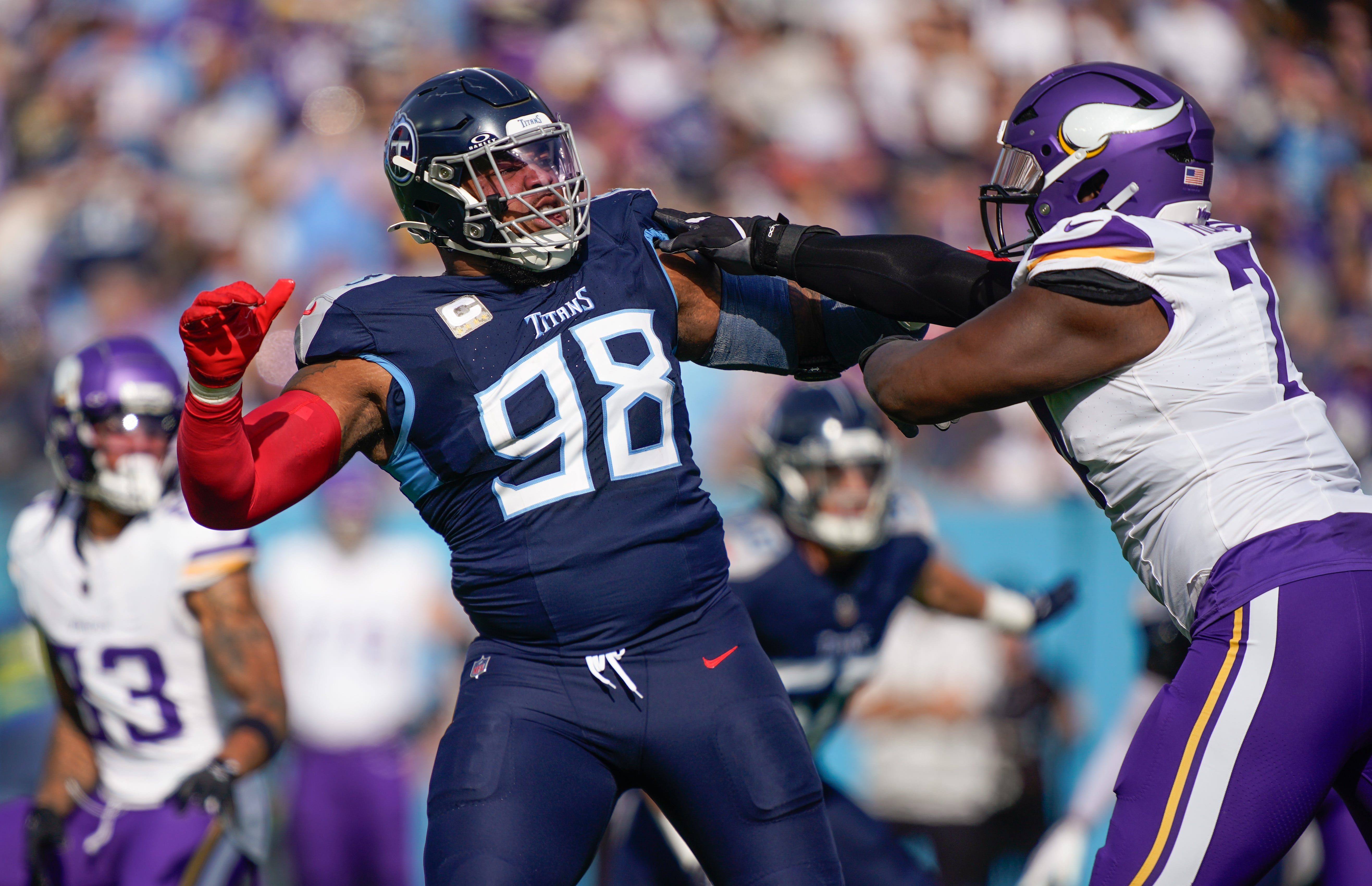 Tennessee Titans defensive tackle Jeffery Simmons (98) tries to guard against the Minnesota Vikings pass during the first quarter at Nissan Stadium in Nashville, Tenn., Sunday, Nov. 17, 2024 Denny Simmons / The Tennessean-USA TODAY NETWORK via Imagn Images