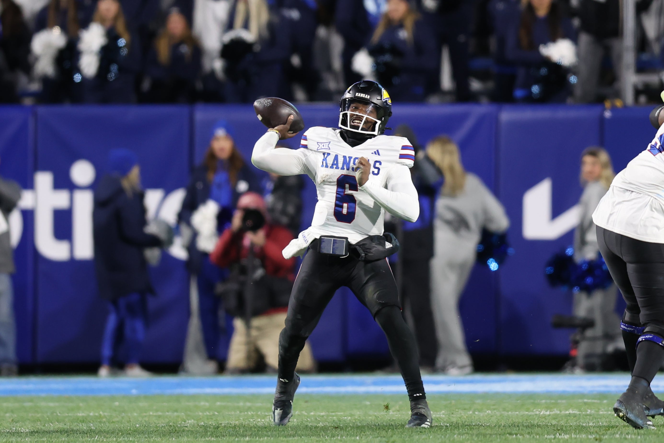 Kansas Jayhawks QB Jalon Daniels
