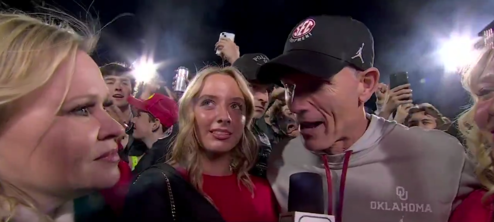 Oklahoma Sooners head coach Brent venables Alabama win