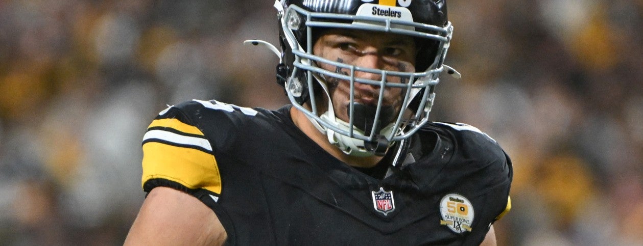 Oct 20, 2024; Pittsburgh, Pennsylvania, USA; Pittsburgh Steelers linebacker Alex Highsmith (56) lines up against the New York Jets during the third quarter at Acrisure Stadium.