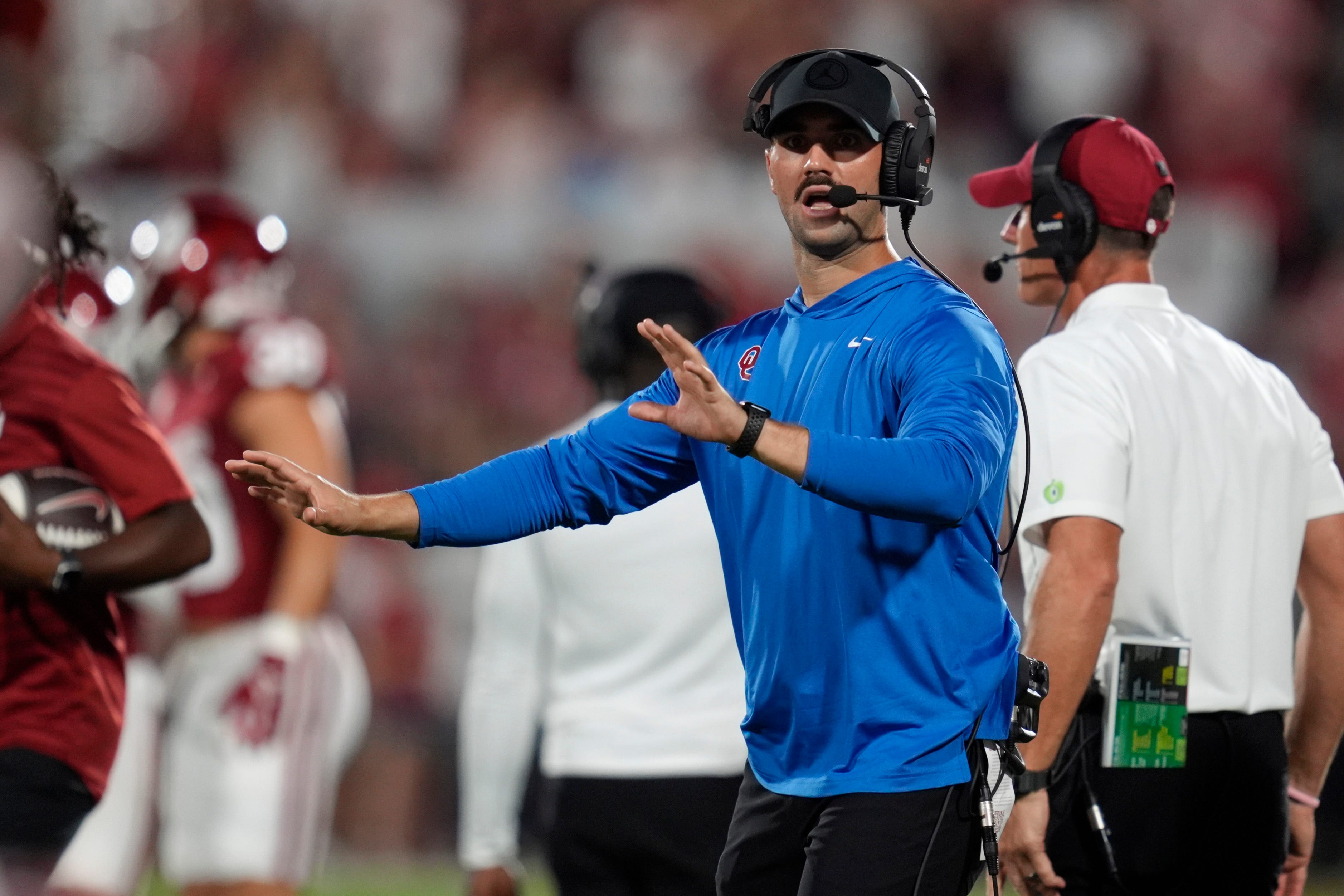 Oklahoma defensive coordinator Zac Alley gestures during a college football game between the University of Oklahoma Sooners (OU) and the Tennessee Volunteers at Gaylord Family - Oklahoma Memorial Stadium in Norman, Okla., Saturday, Sept. 21, 2024.
