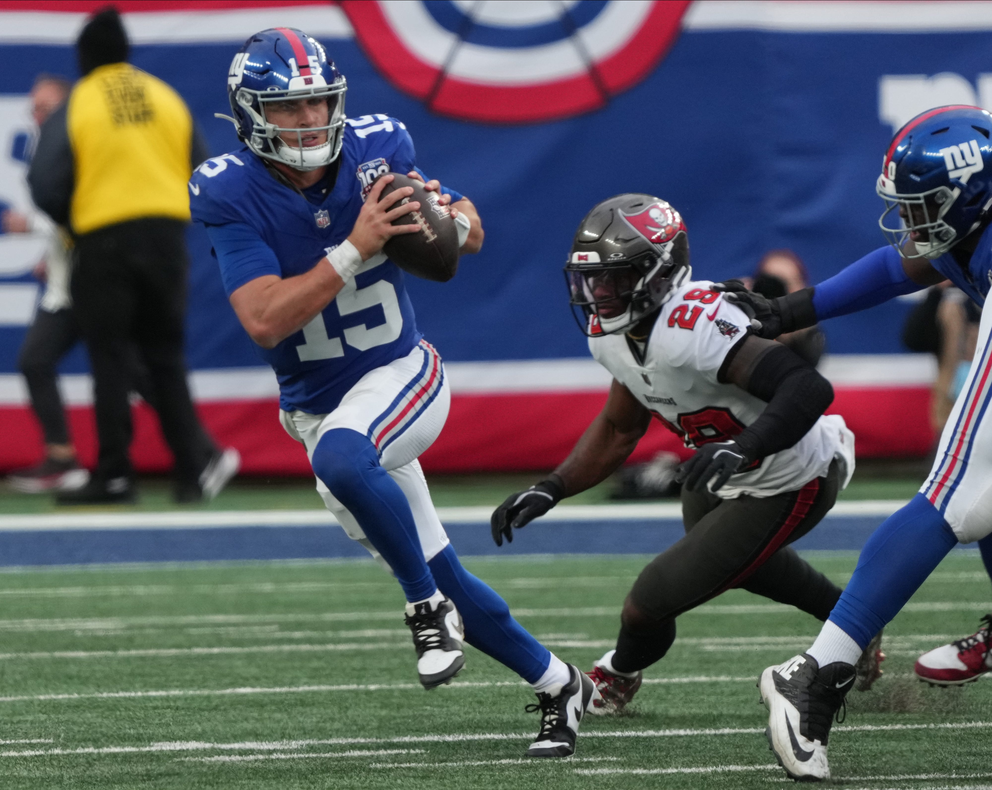 Tommy DeVito of the Giants in the fourth quarter as the Tampa Bay Buccaneers came to MetLife Stadium and defeated the New York Giants 30-7.