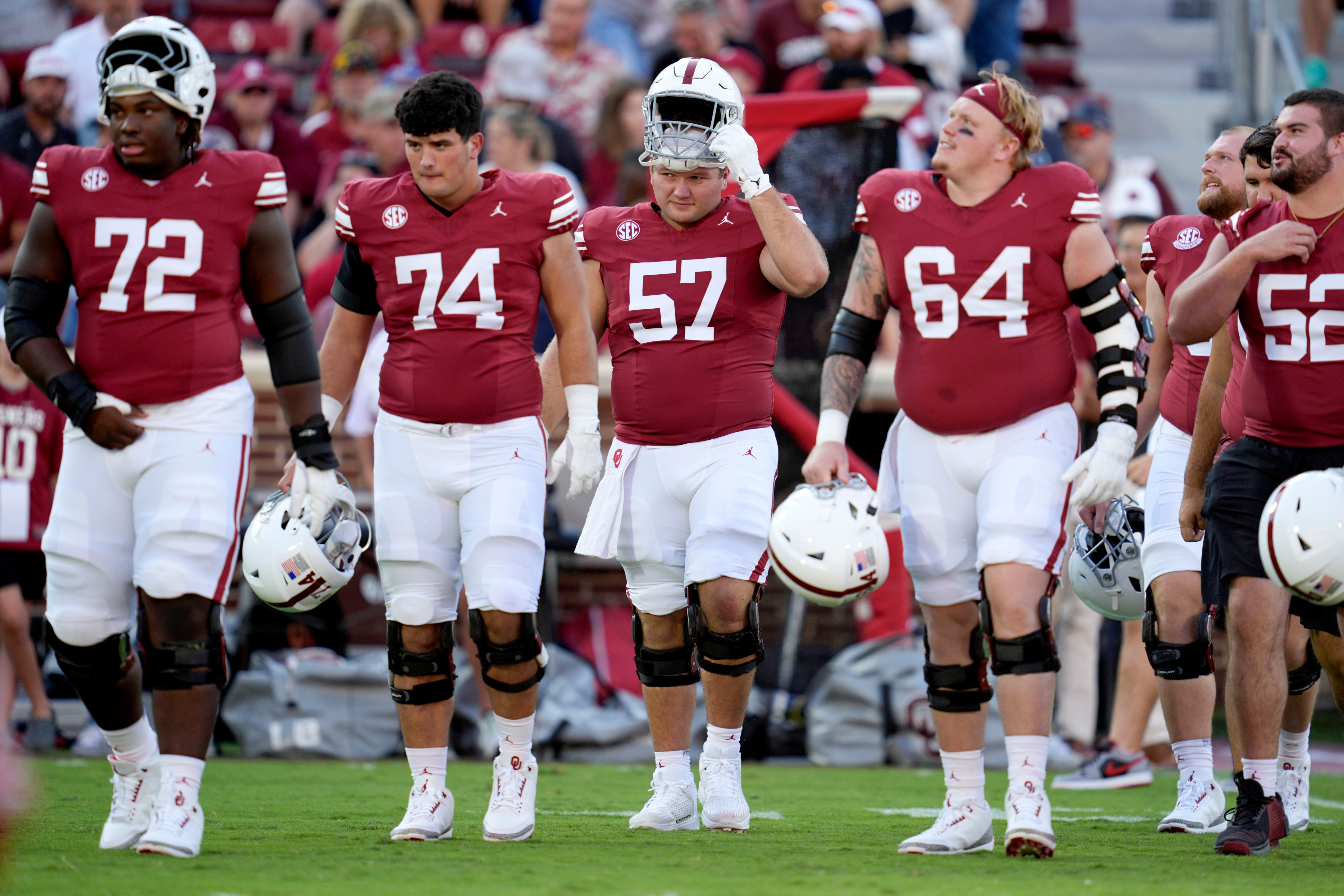 Oklahoma Sooners offensive line Joshua Bates