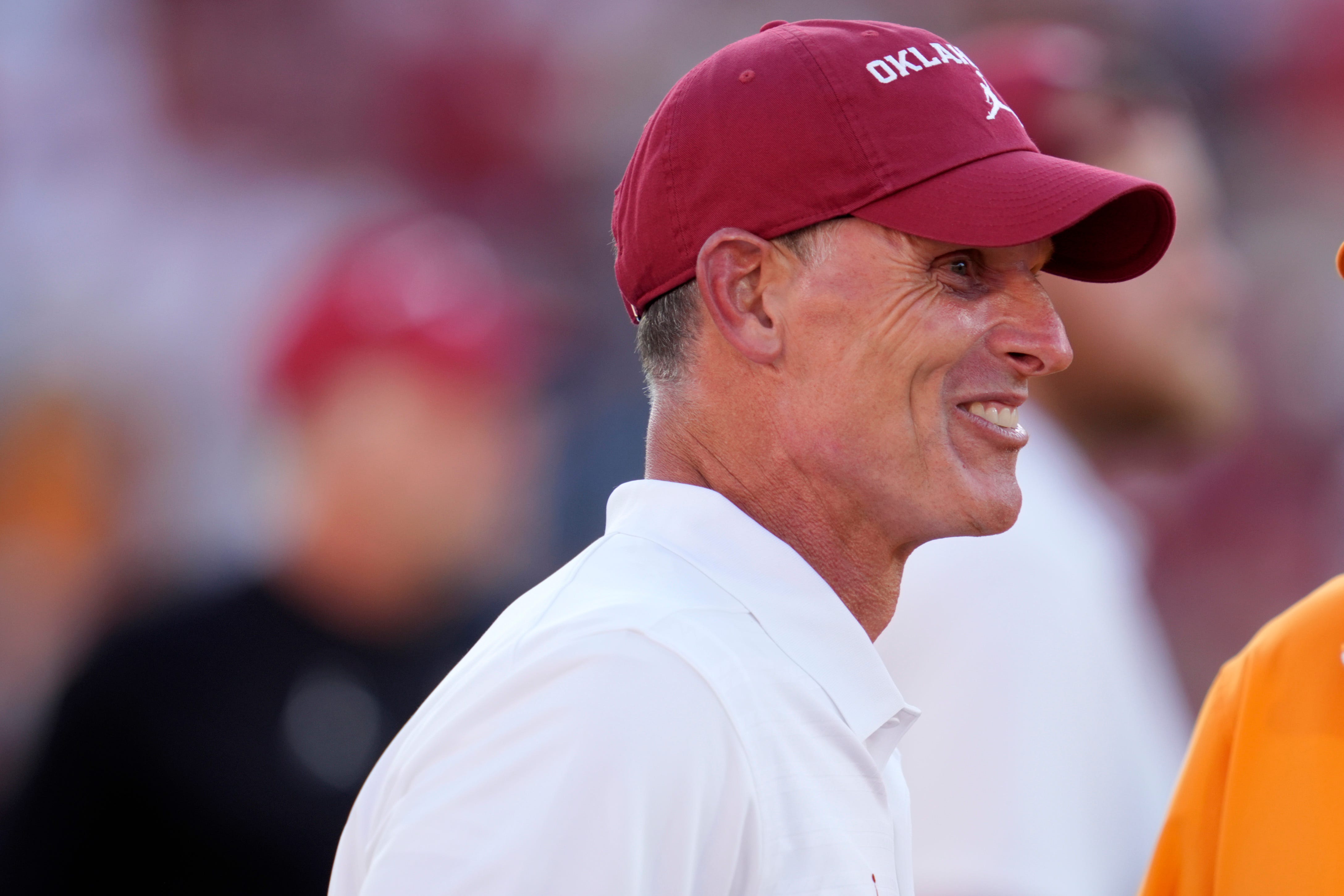 Oklahoma Sooners head coach Brent Venables