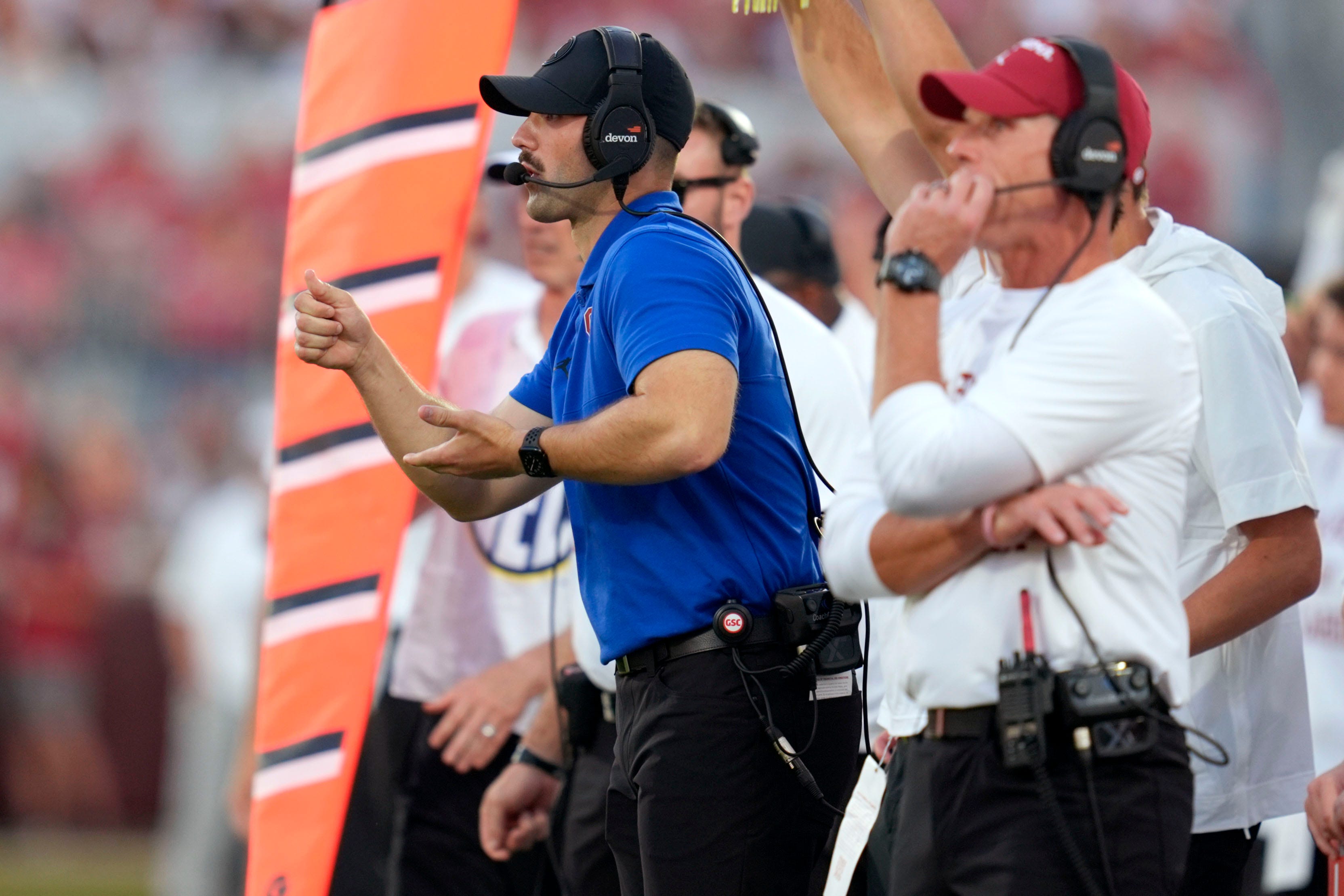 Oklahoma Sooners defensive coordinator Zac Alley