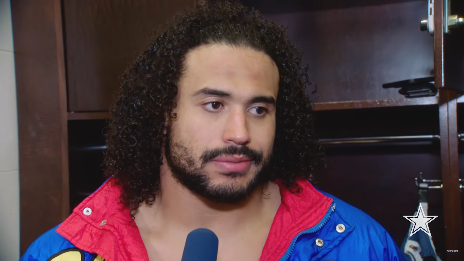 Dallas Cowboys LB Eric Kendricks reacts to DeMarvion Overshown's injury on Monday.