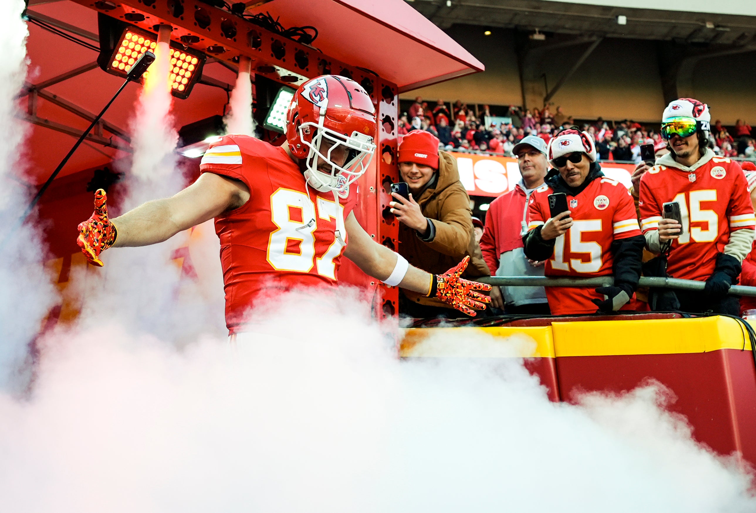 Chiefs tight end Travis Kelce (87) takes the field prior to a game against the Las Vegas Raiders at GEHA Field at Arrowhead Stadium.