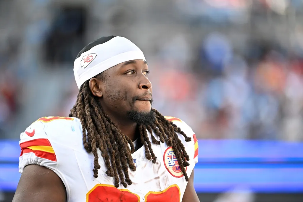 Kansas City Chiefs running back Kareem Hunt (29) on the sidelines in the fourth quarter at Bank of America Stadium.