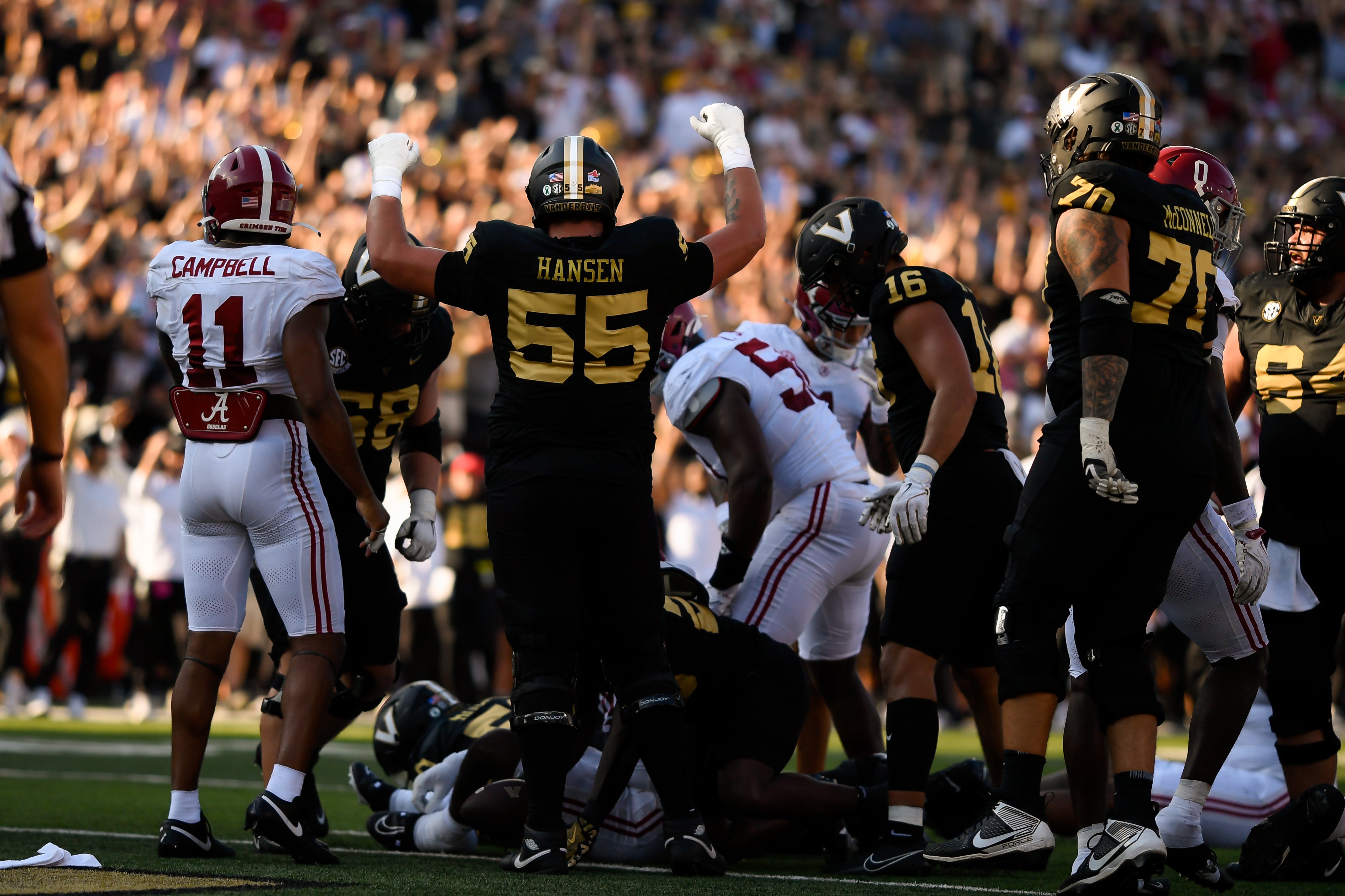 Oklahoma Sooners Vanderbilt offensive lineman Gunnar Hansen
