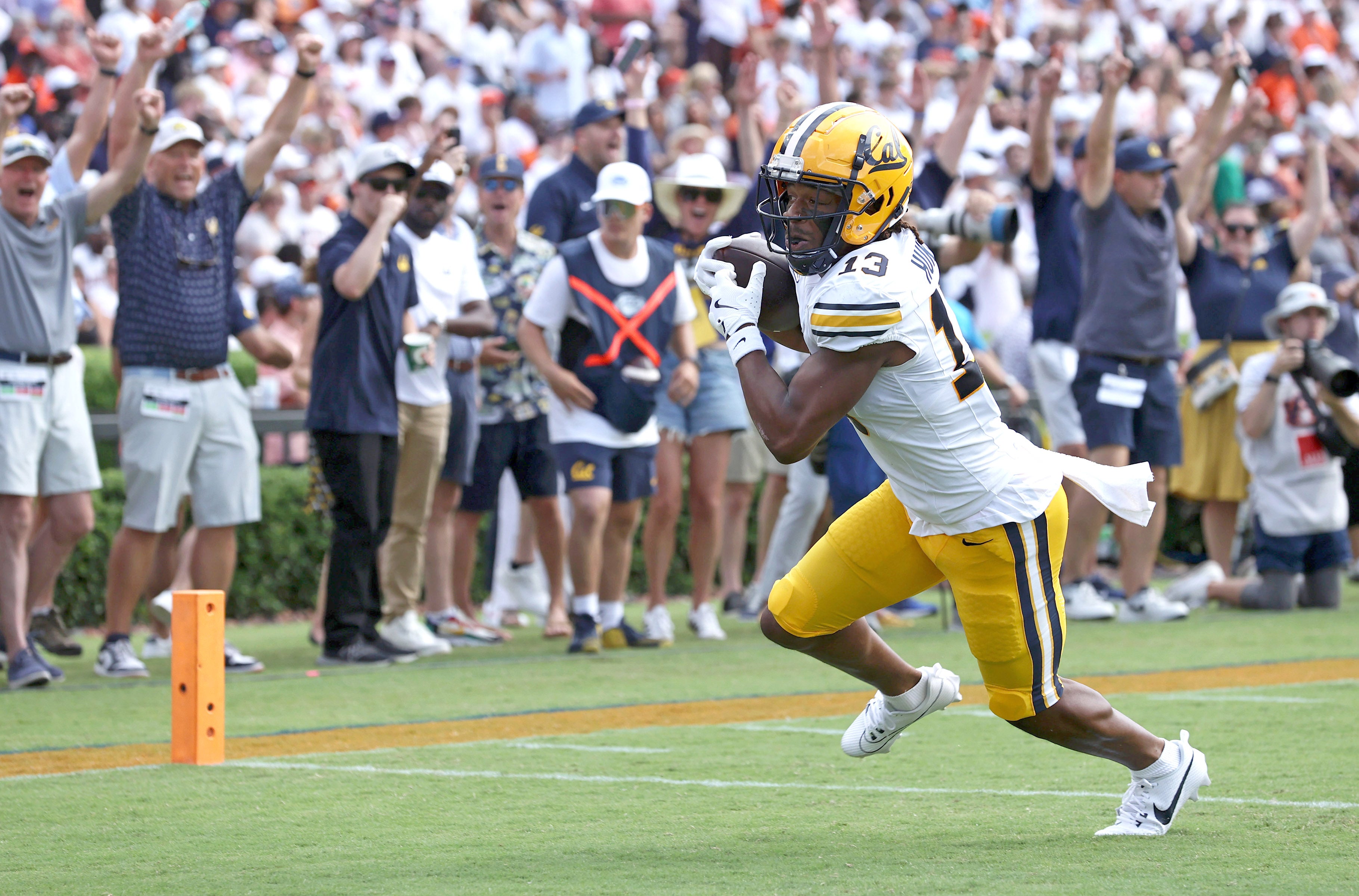 California Golden Bears wide receiver Nyziah Hunter (13) scores a touchdown against the Auburn Tigers during the second quarter at Jordan-Hare Stadium.