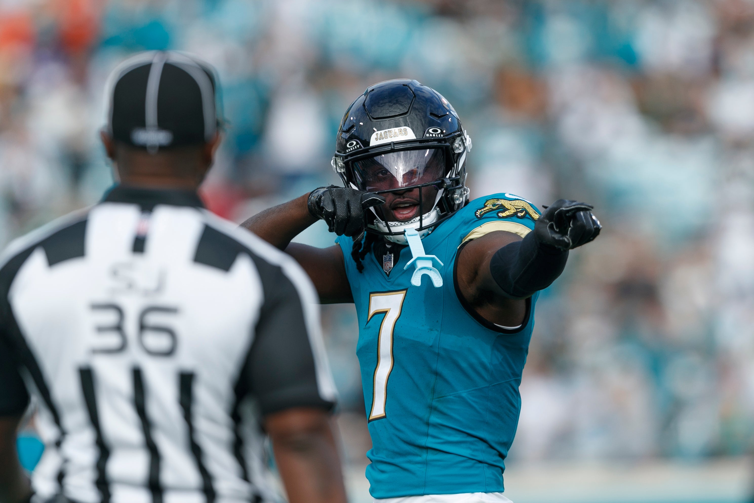 Dec 15, 2024; Jacksonville, Florida, USA; Jacksonville Jaguars wide receiver Brian Thomas Jr. (7) motions for first down against the New York Jets during the third quarter at EverBank Stadium.