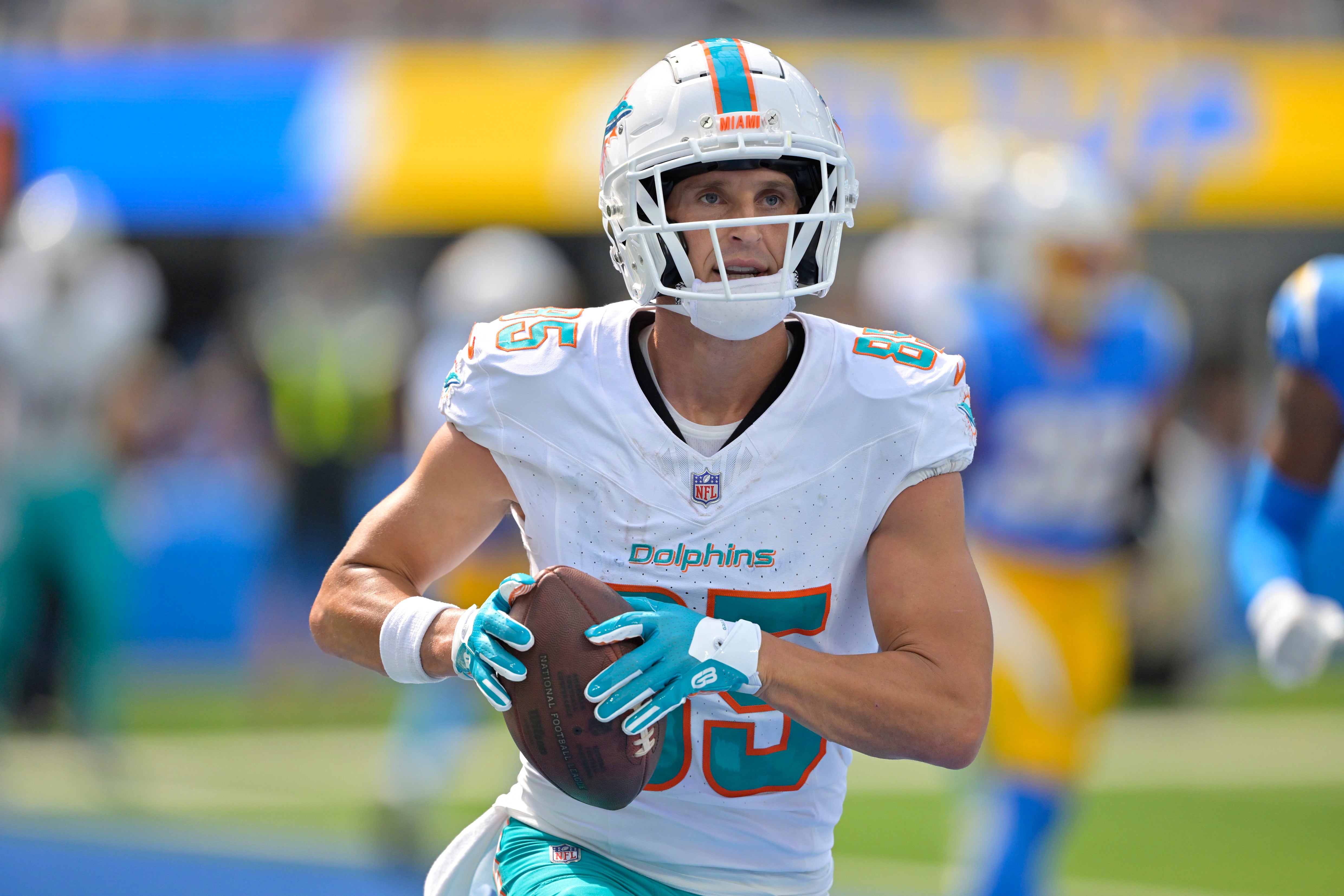 Miami Dolphins wide receiver River Cracraft (85) celebrates after a touchdown in the first half against the Los Angeles Chargers at SoFi Stadium.