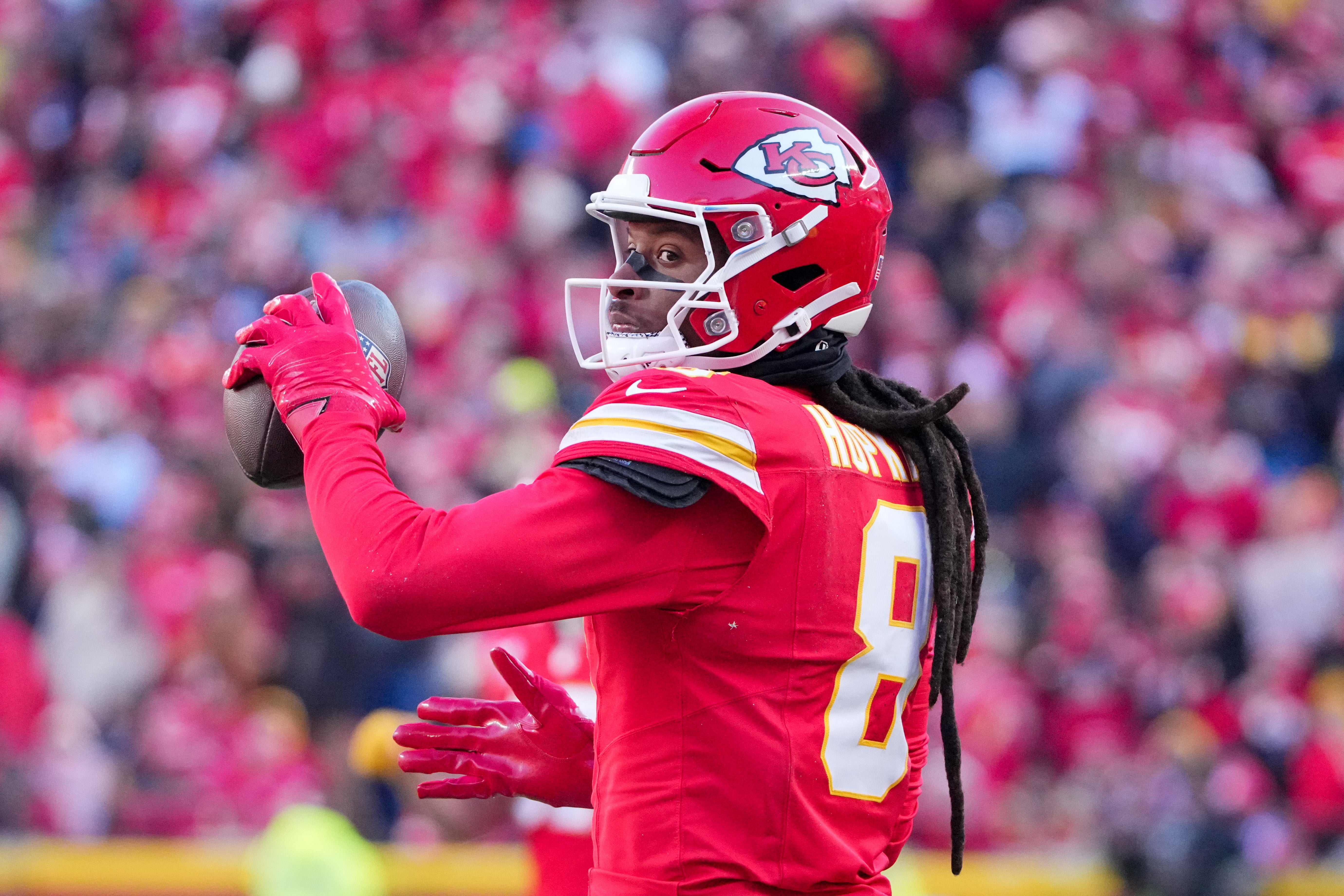 Chiefs wide receiver DeAndre Hopkins (8) celebrates after catching a pass against the Texans.
