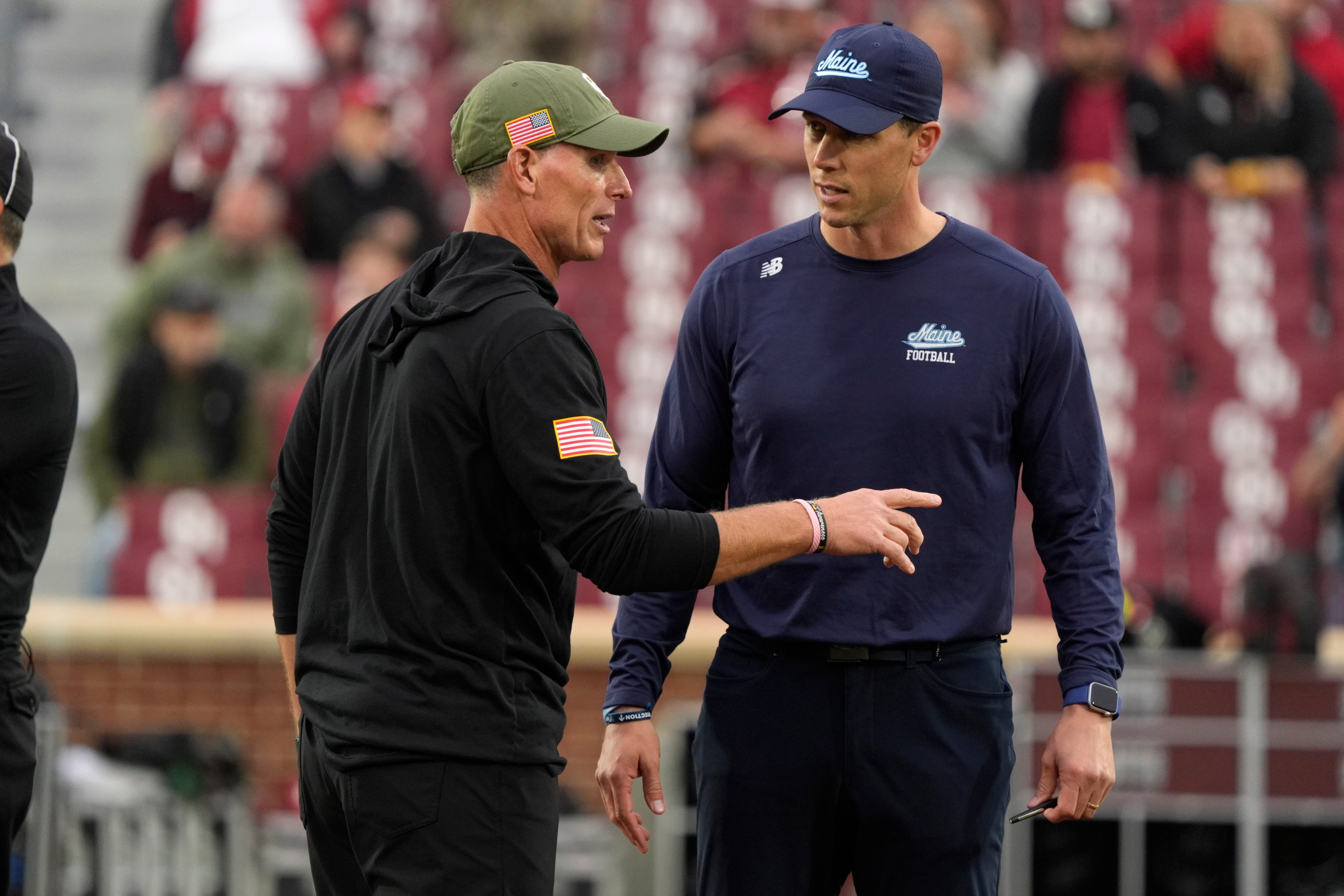 Oklahoma Sooners head coach Brent venables