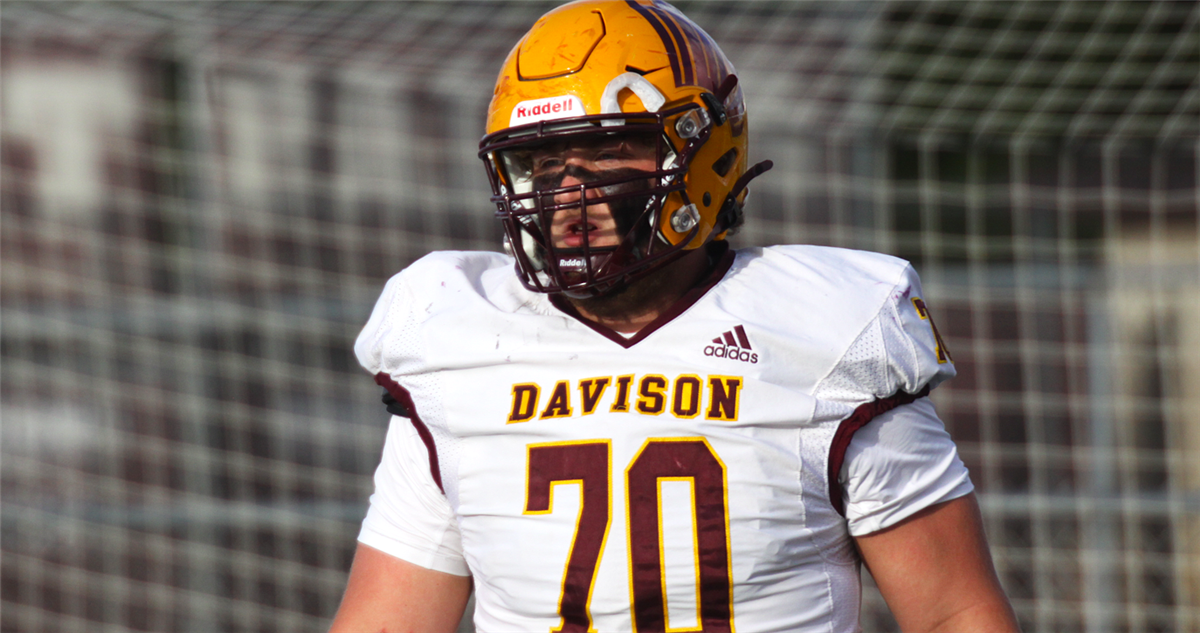 Notre Dame OL commit Ben Nichols