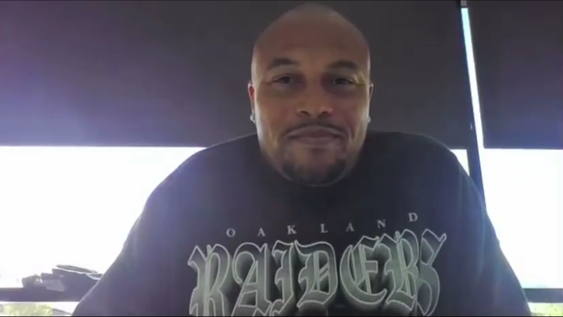 Las Vegas Raiders head coach Antonio Pierce