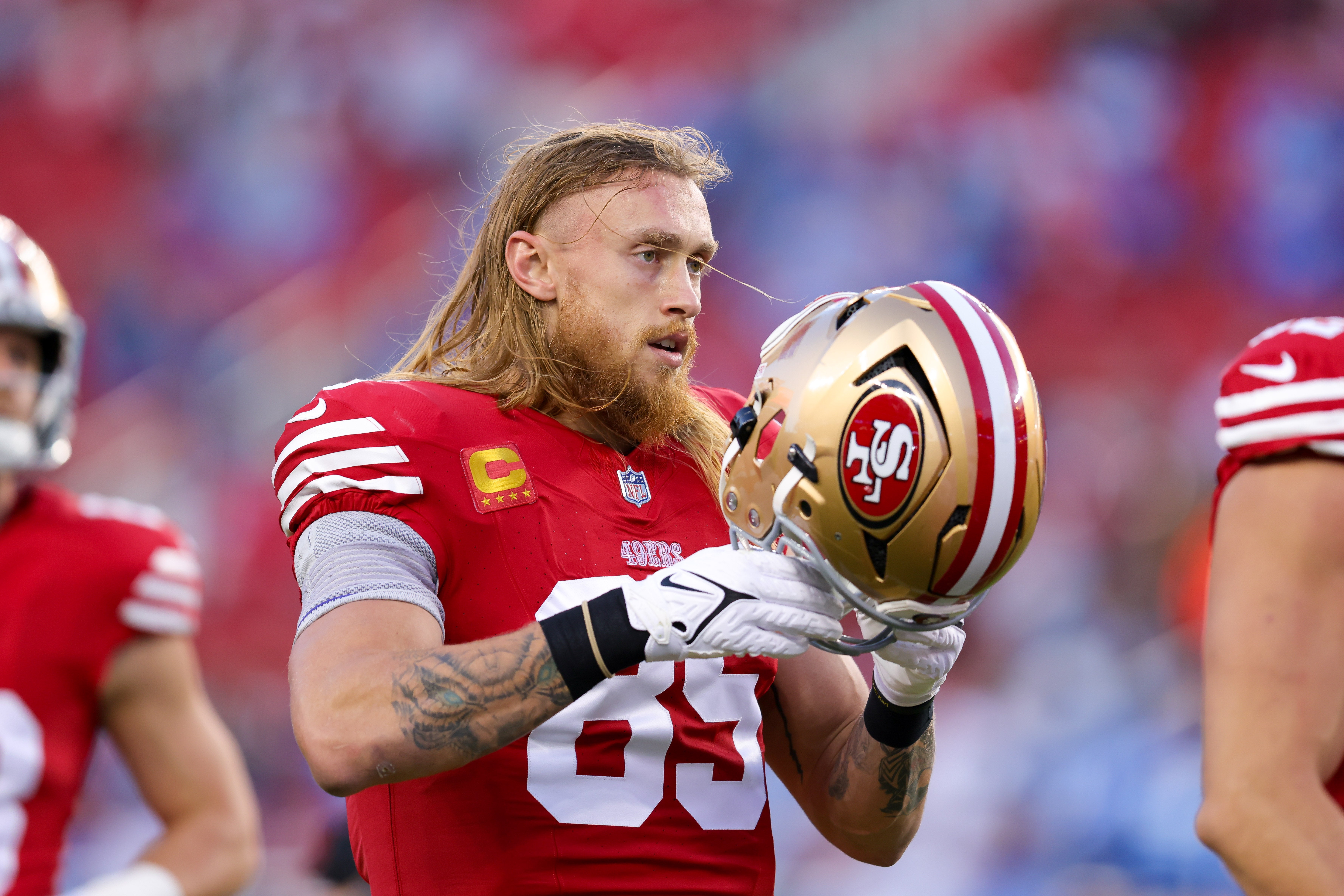 San Francisco 49ers tight end George Kittle (85) warms up before the game against the Detroit Lions at Levi's Stadium.