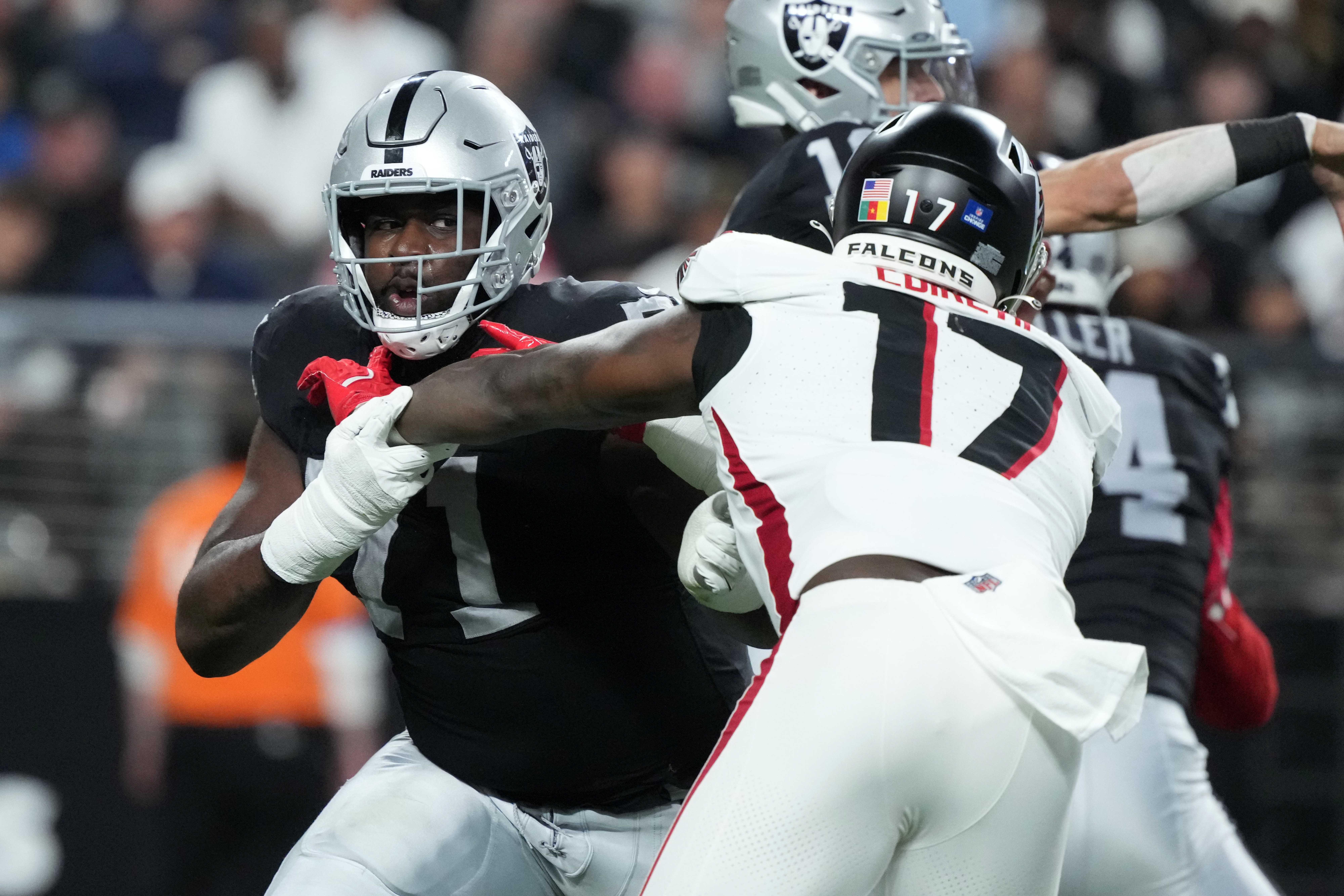 Las Vegas Raiders rookie DJ Glaze