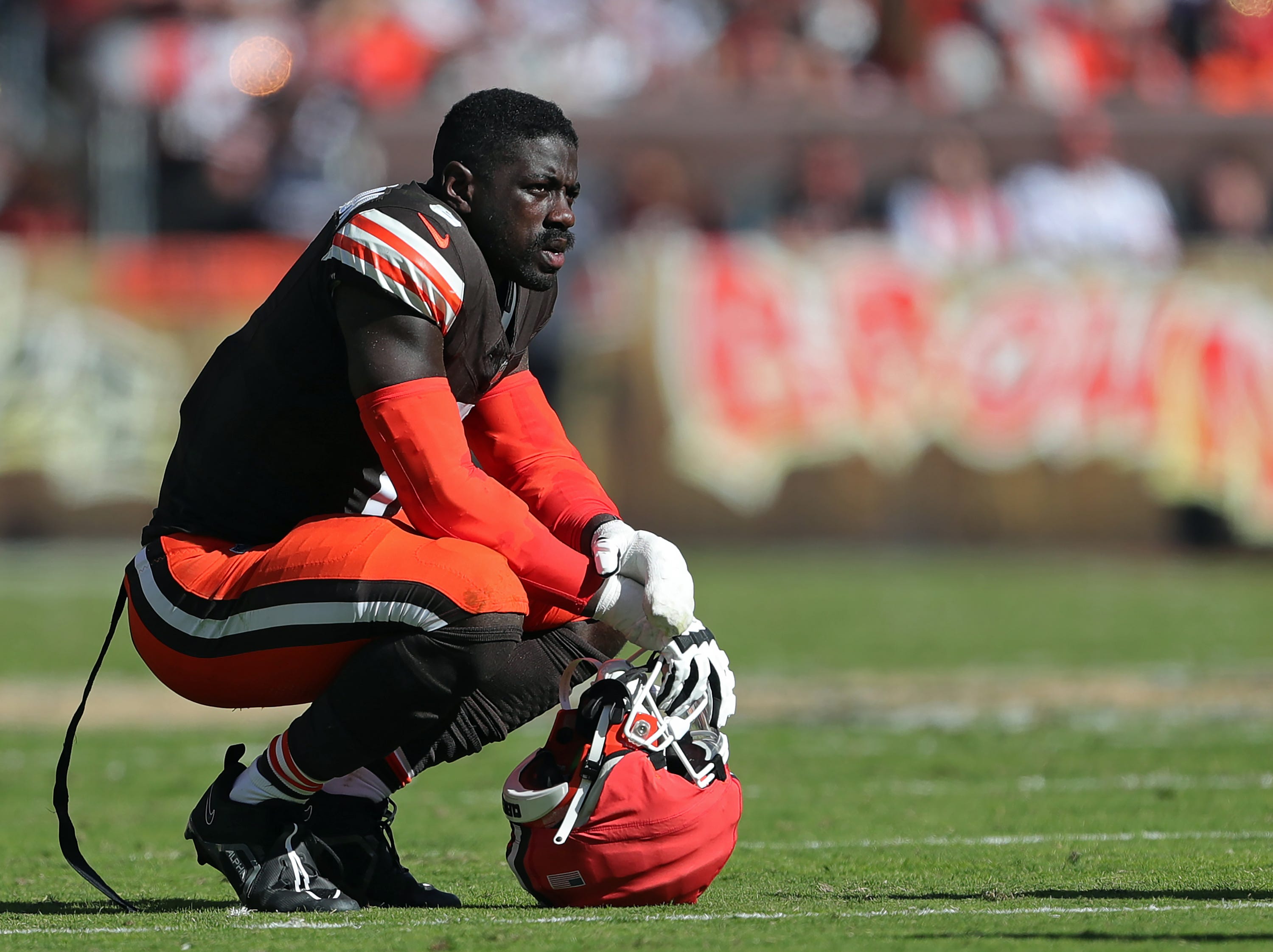 Cleveland Browns linebacker Jeremiah Owusu-Koramoah (6) rests in between plays during the first half of an NFL football game at Huntington Bank Field, Sunday, Oct. 20, 2024, in Cleveland, Ohio.