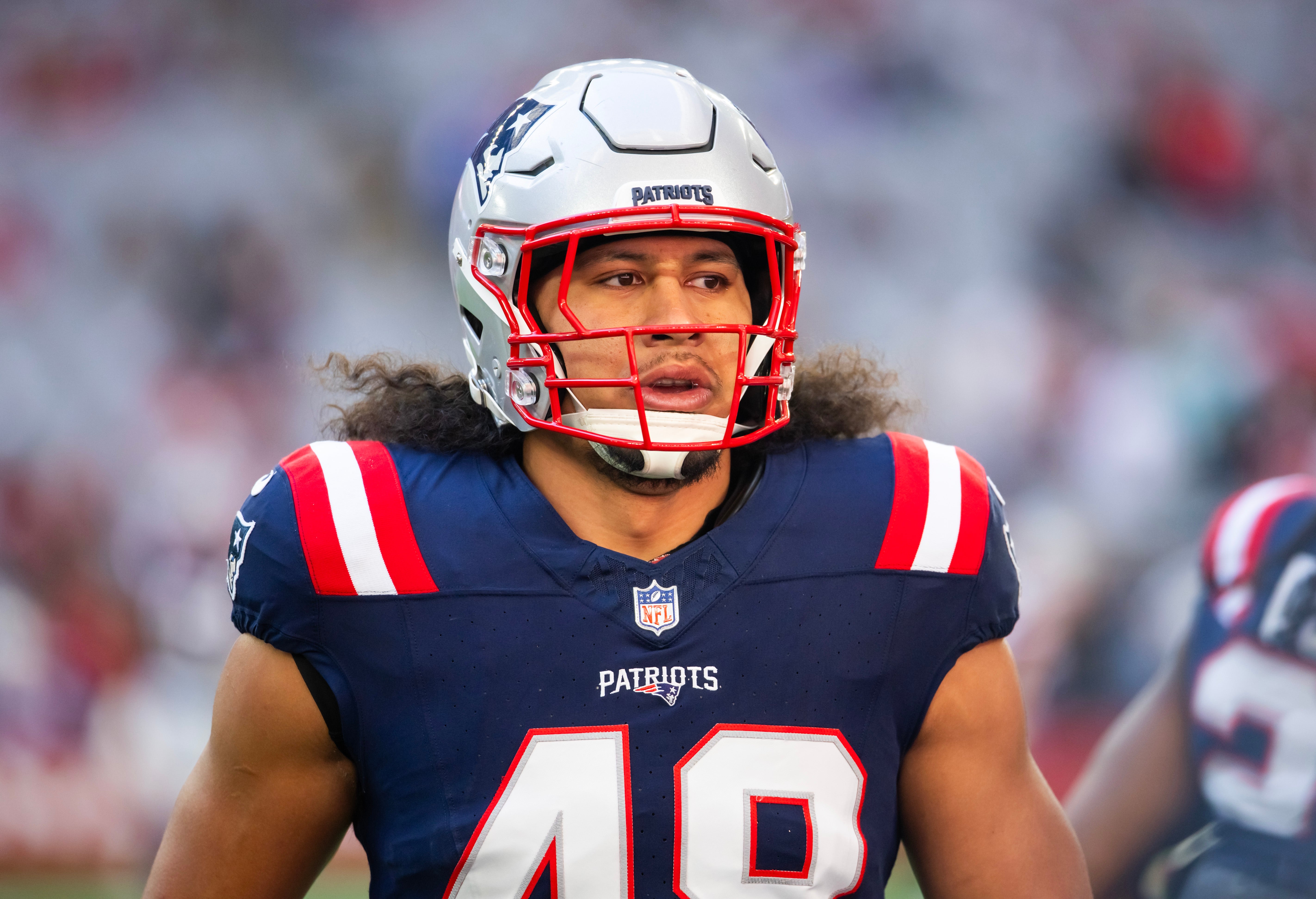 Dec 15, 2024; Glendale, Arizona, USA; New England Patriots linebacker Jahlani Tavai (48) against the Arizona Cardinals at State Farm Stadium