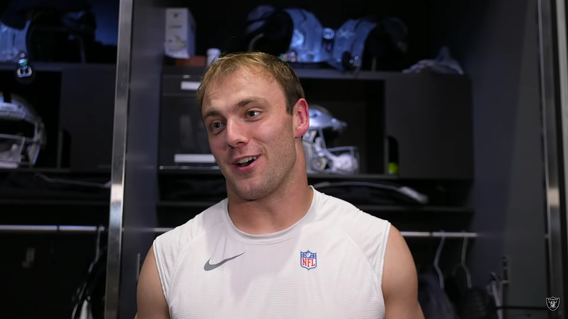 Las Vegas Raiders tight end Brock Bowers