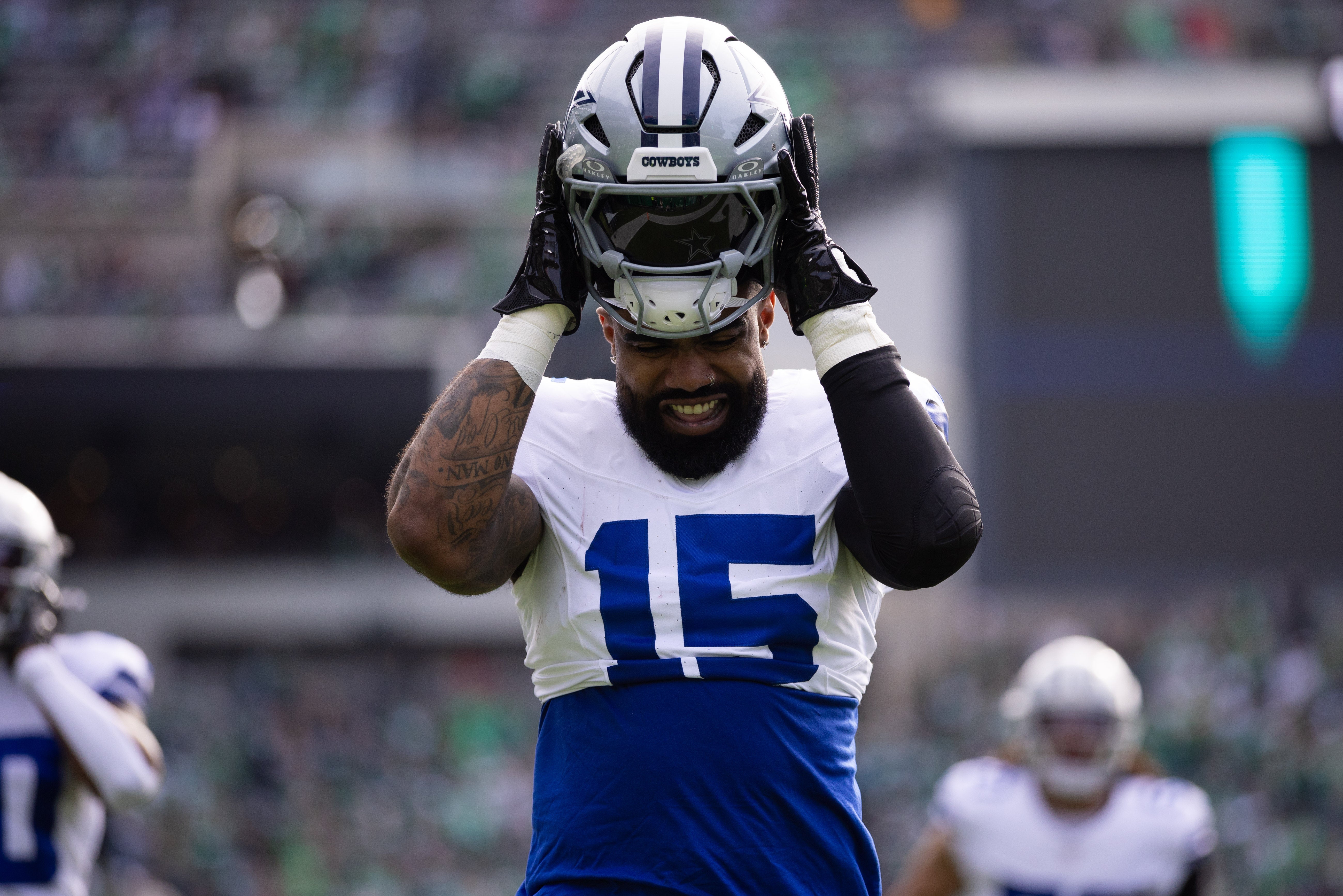 Dec 29, 2024; Philadelphia, Pennsylvania, USA; Dallas Cowboys running back Ezekiel Elliott (15) before action against the Philadelphia Eagles at Lincoln Financial Field.