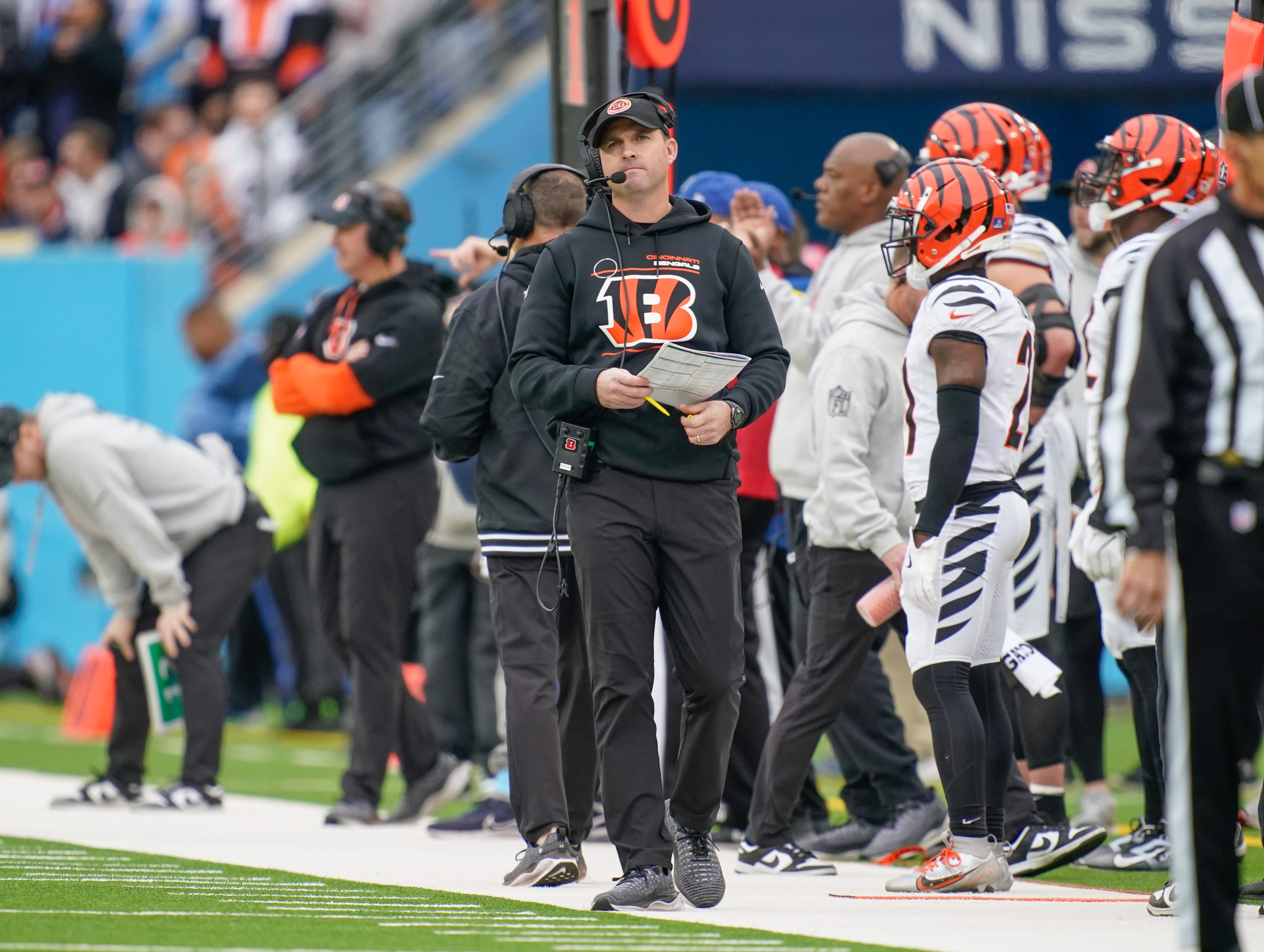 Cincinnati Bengals head coach Zac Taylor surveys the field during the second quarter at Nissan Stadium in Nashville, Tenn., Sunday, Dec. 15, 2024.
