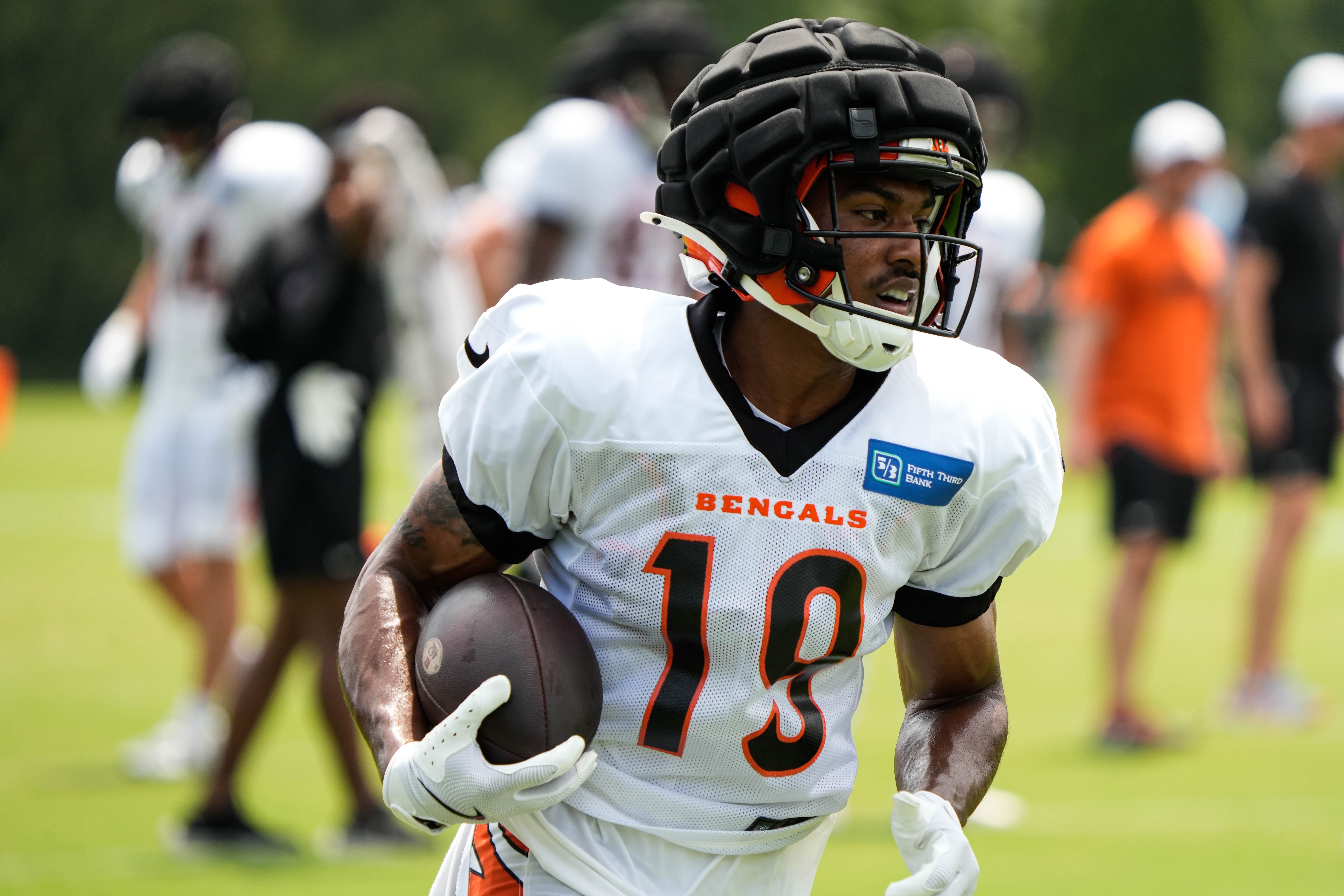 Bengals Kendric Pryor runs the ball during their training camp on Thursday August 1, 2024.  