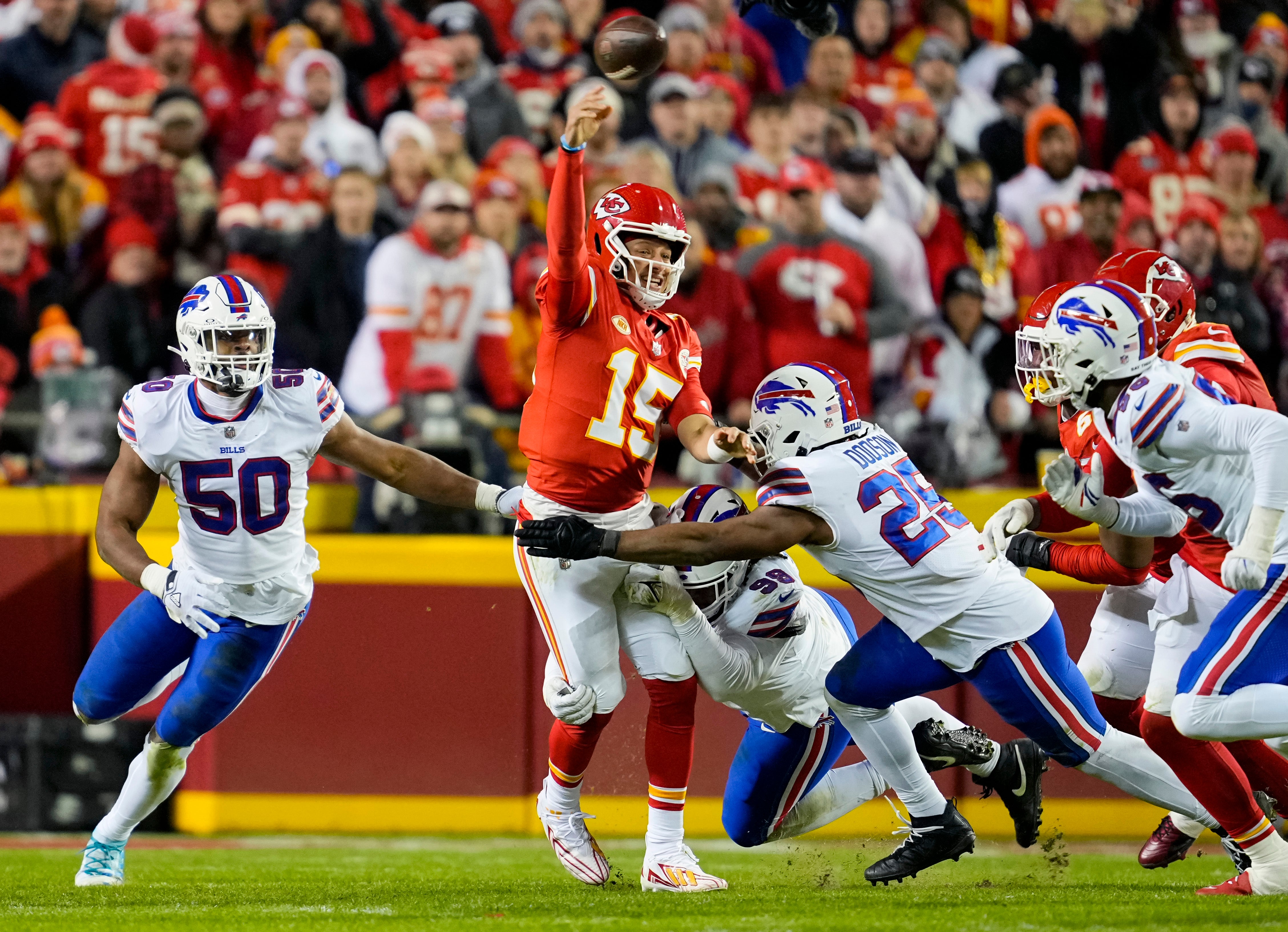 Chiefs quarterback Patrick Mahomes (15) throws a pass against the Buffalo Bills