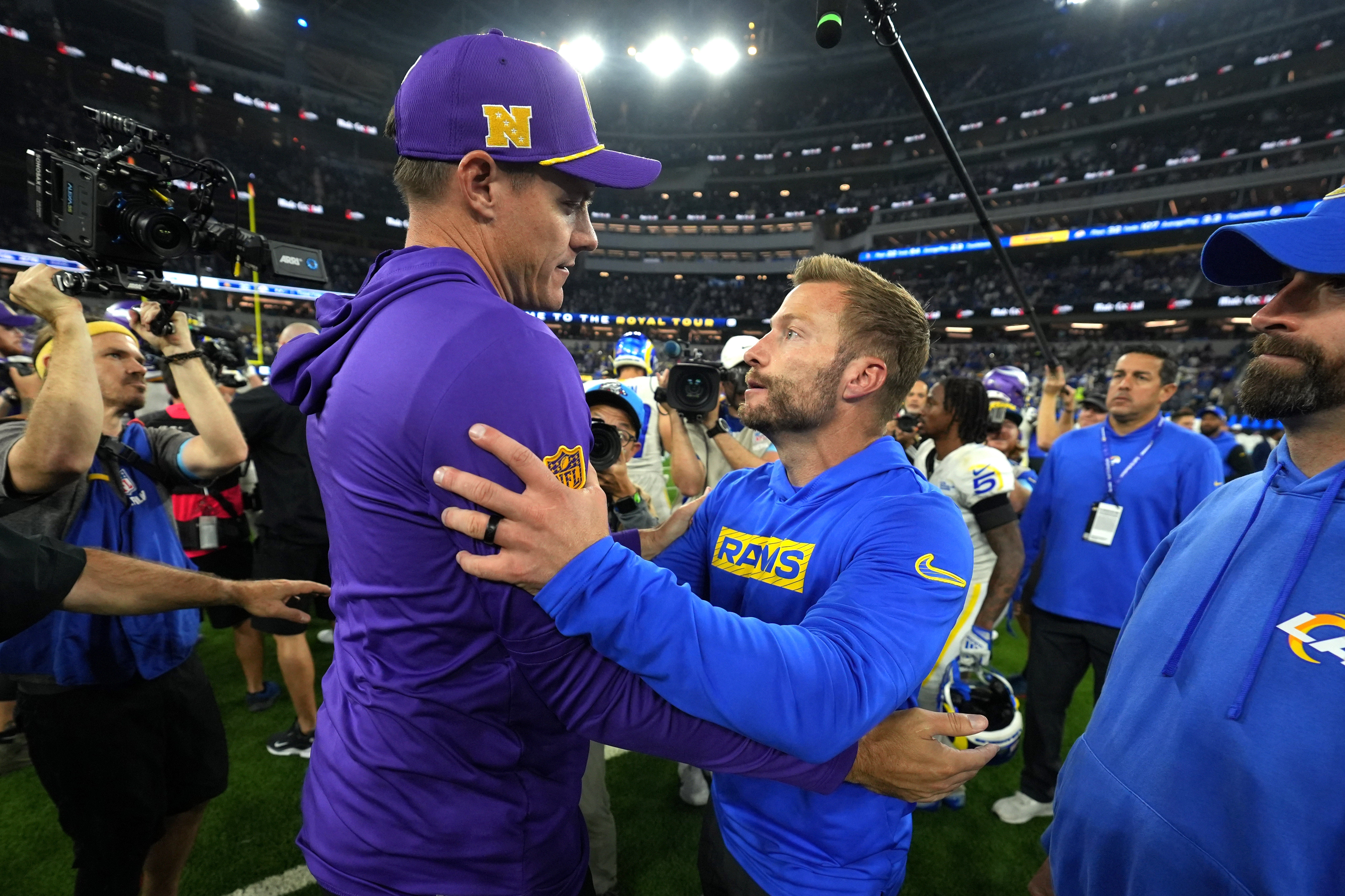 Minnesota Vikings coach Kevin O'Connell (left) and Los Angeles Rams coach Sean McVay shake hands after the game at SoFi Stadium.