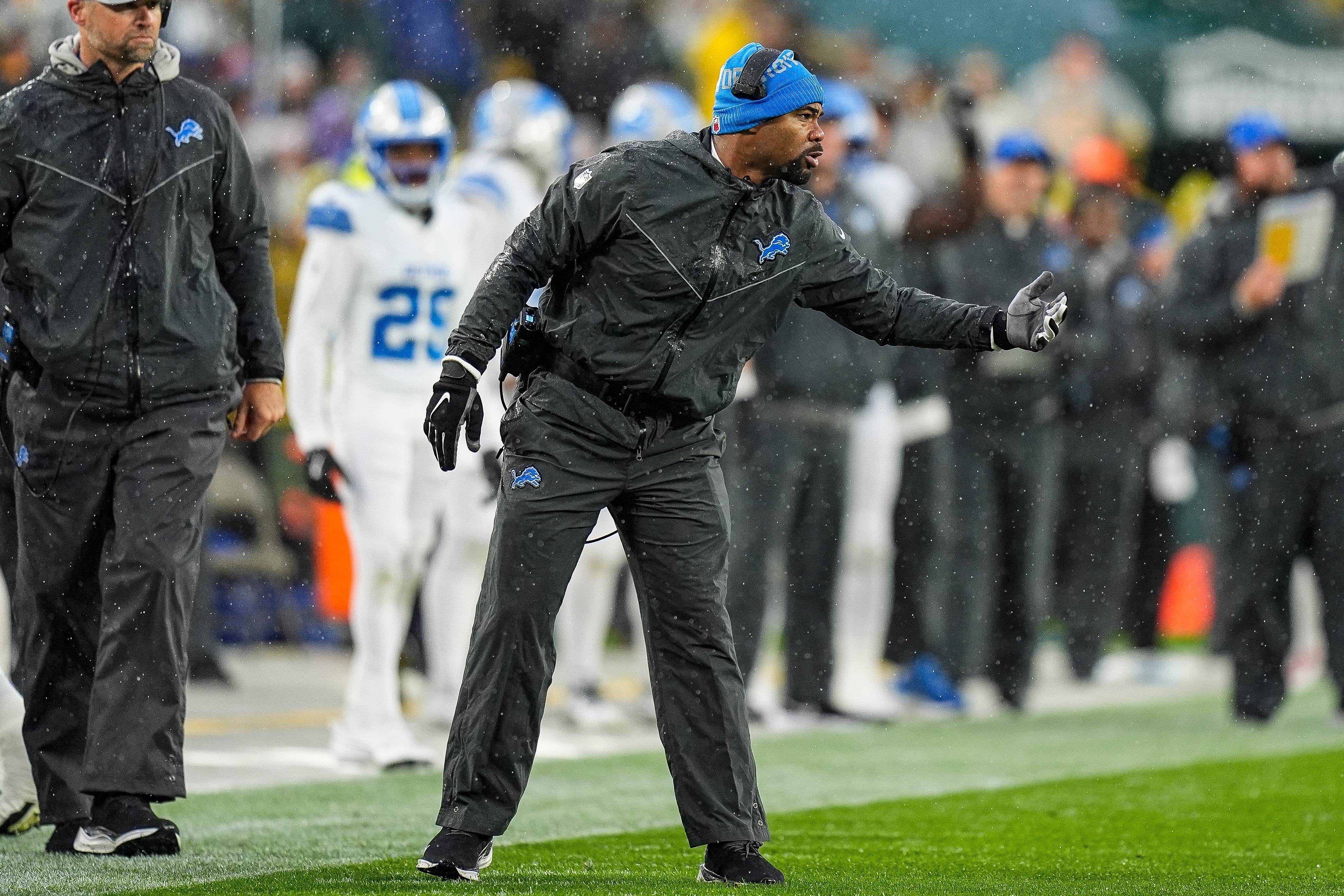 Detroit Lions wide receivers coach Antwaan Randle El reacts to a play against Green Bay Packers during the first half at Lambeau Field in Green Bay, Wis. on Sunday, Nov. 3, 2024.
