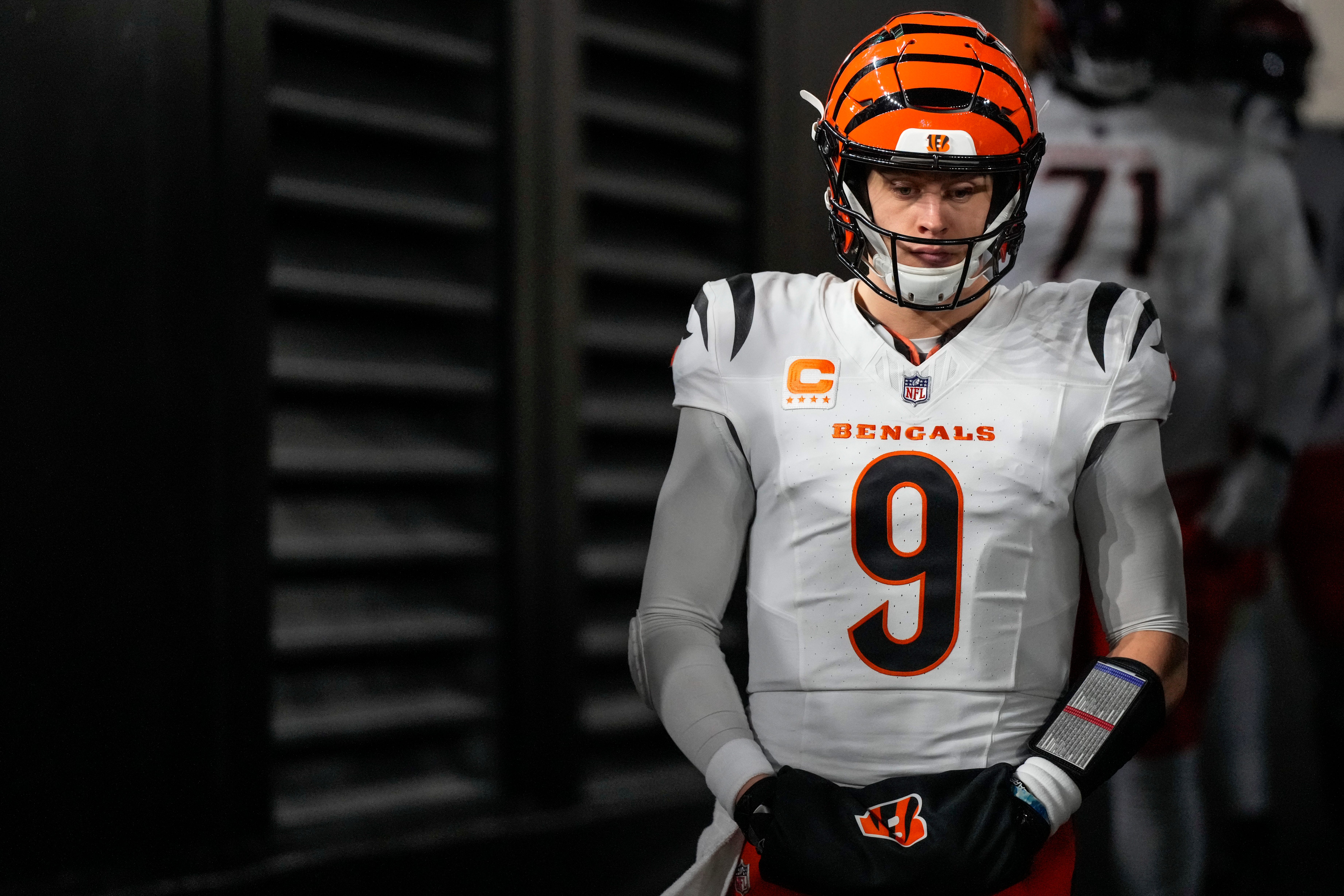 Cincinnati Bengals quarterback Joe Burrow (9) takes the field for the first quarter of the NFL Week 18 game between the Pittsburgh Steelers and the Cincinnati Bengals at Acrisure Stadium in Pittsburgh on Saturday, Jan. 4, 2025.