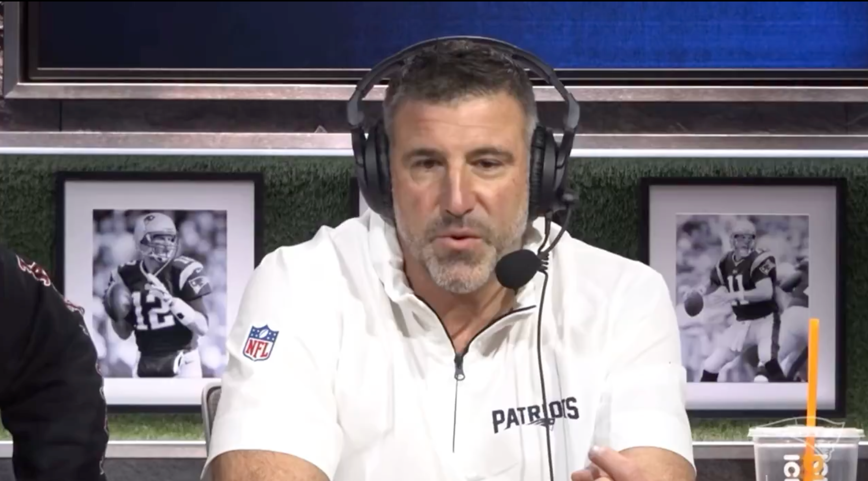 Mike Vrabel does an interview with WEEI 93.7 FM in Boston.