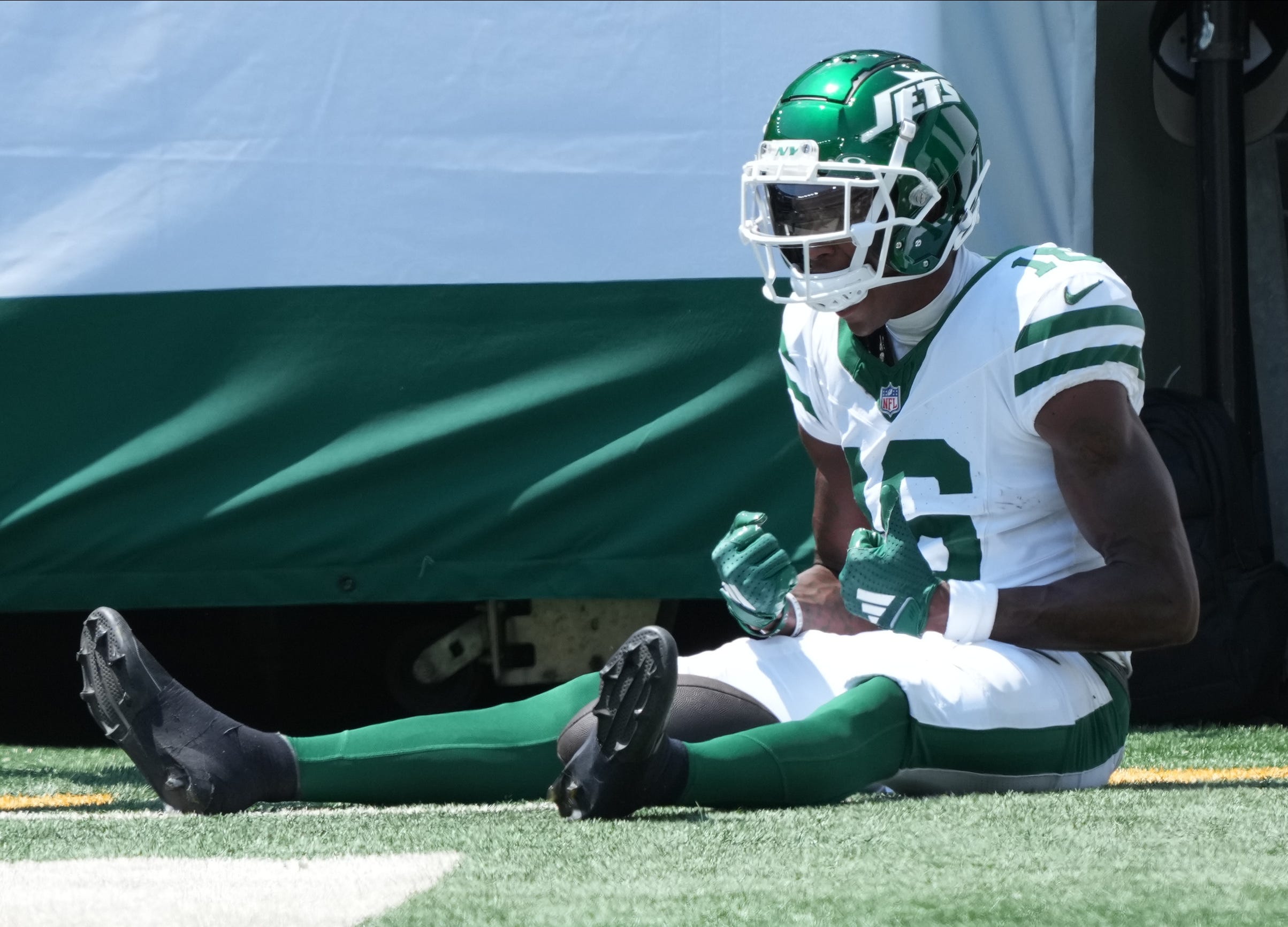 East Rutherford, NJ -- August 10, 2024 -- Jason Brownlee of the Jets after making a TD catch in the first half as the Washington Commanders came to MetLife Stadium to play the New York Jets in the first preseason game of the 2024 season.
